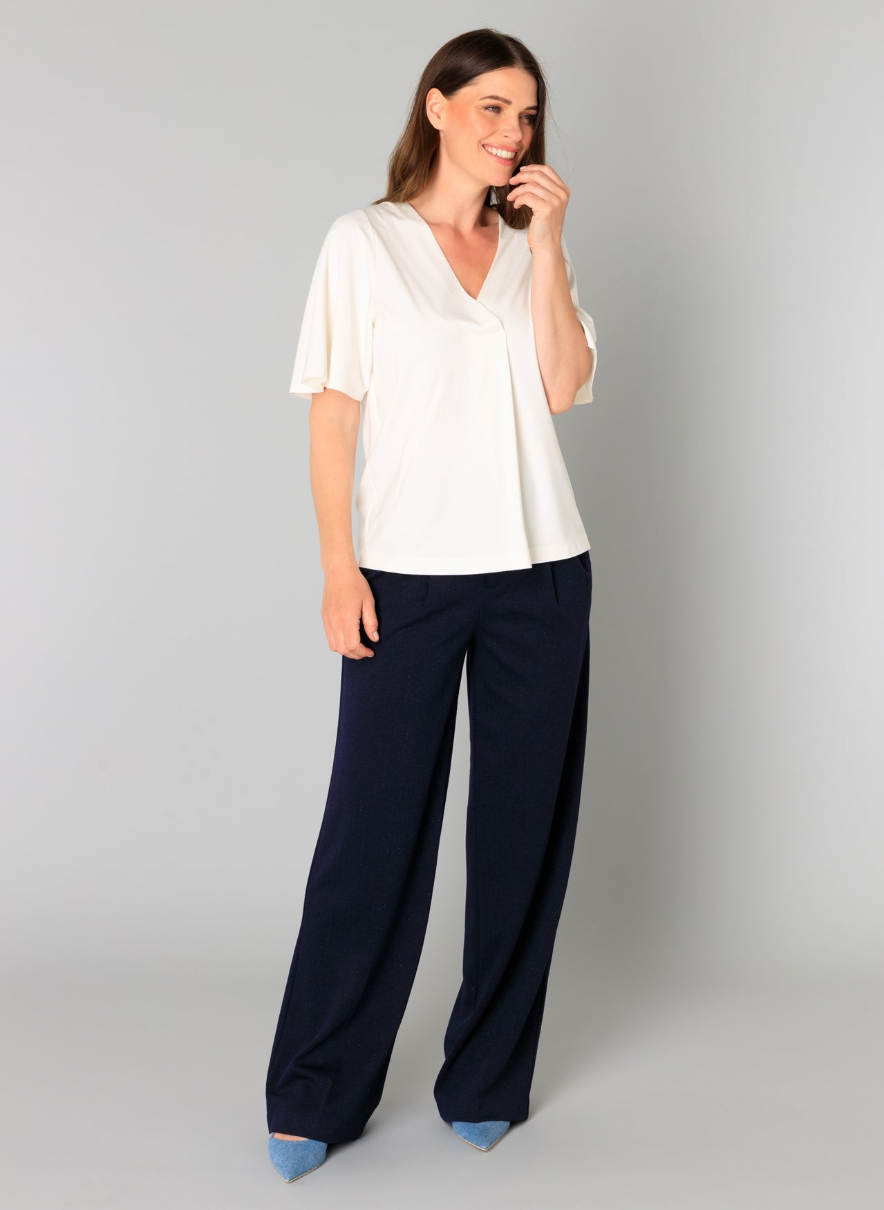 Yest Bryony Crossover V-Neck Top