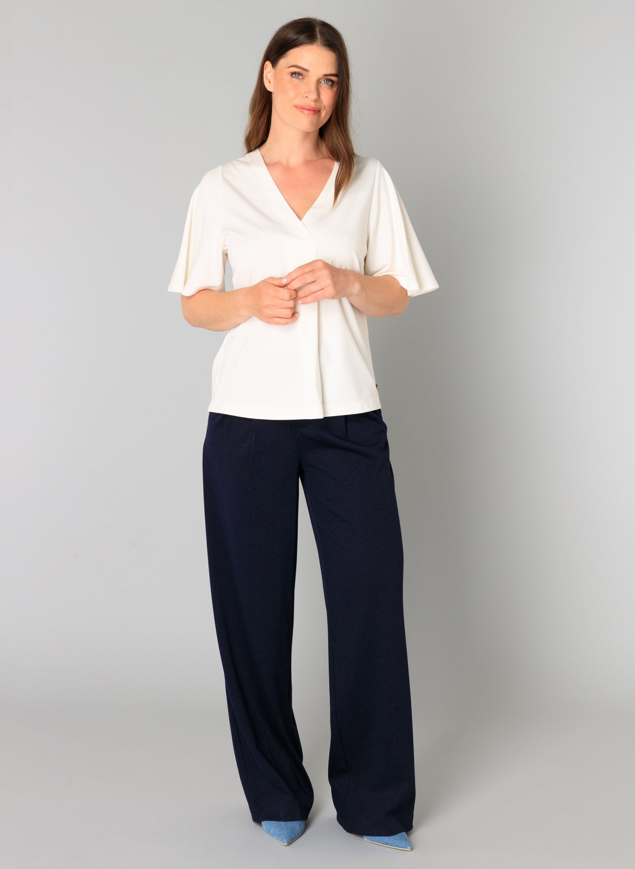 Yest Bryony Crossover V-Neck Top