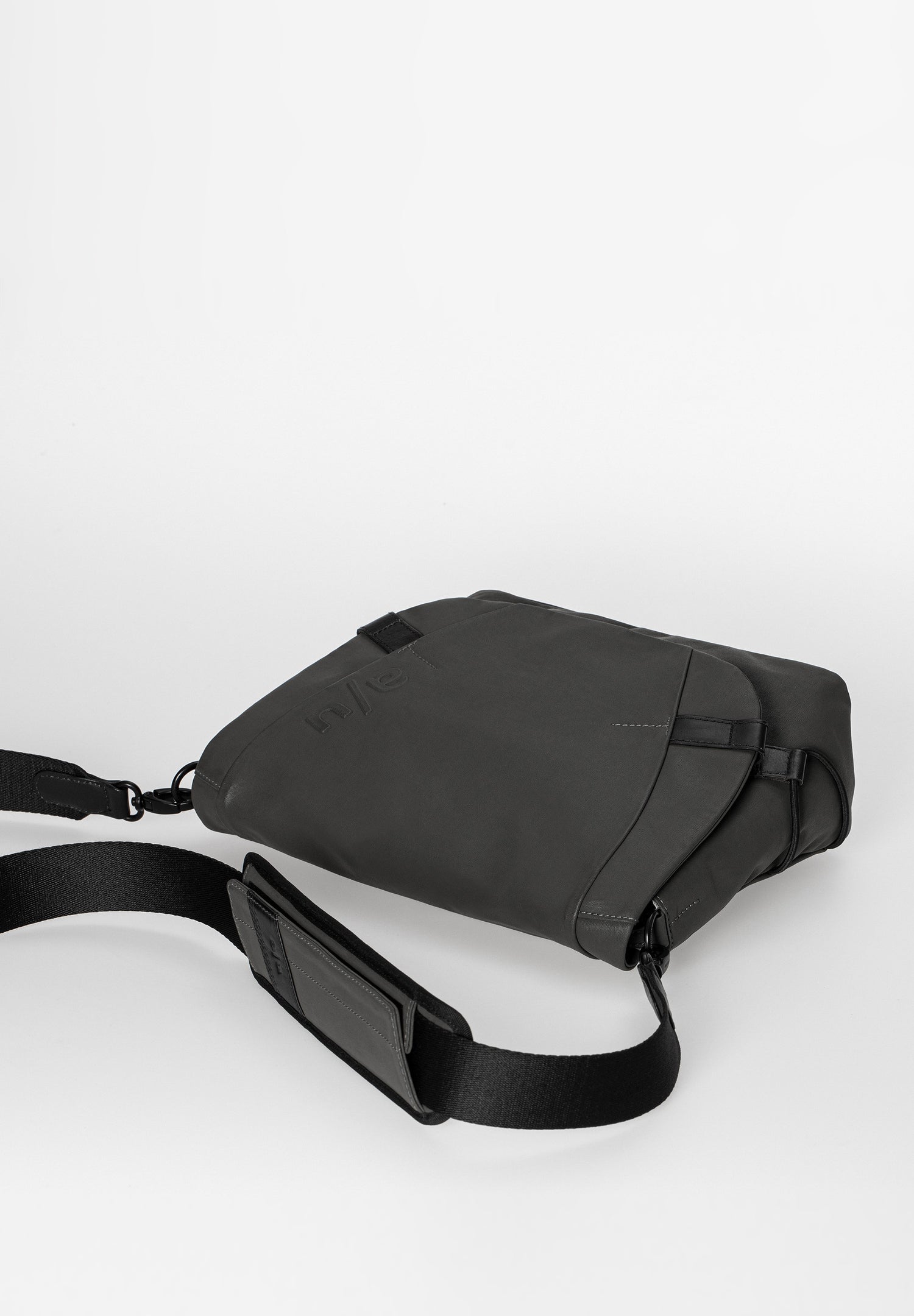 Aunts & Uncles Sendai Bag