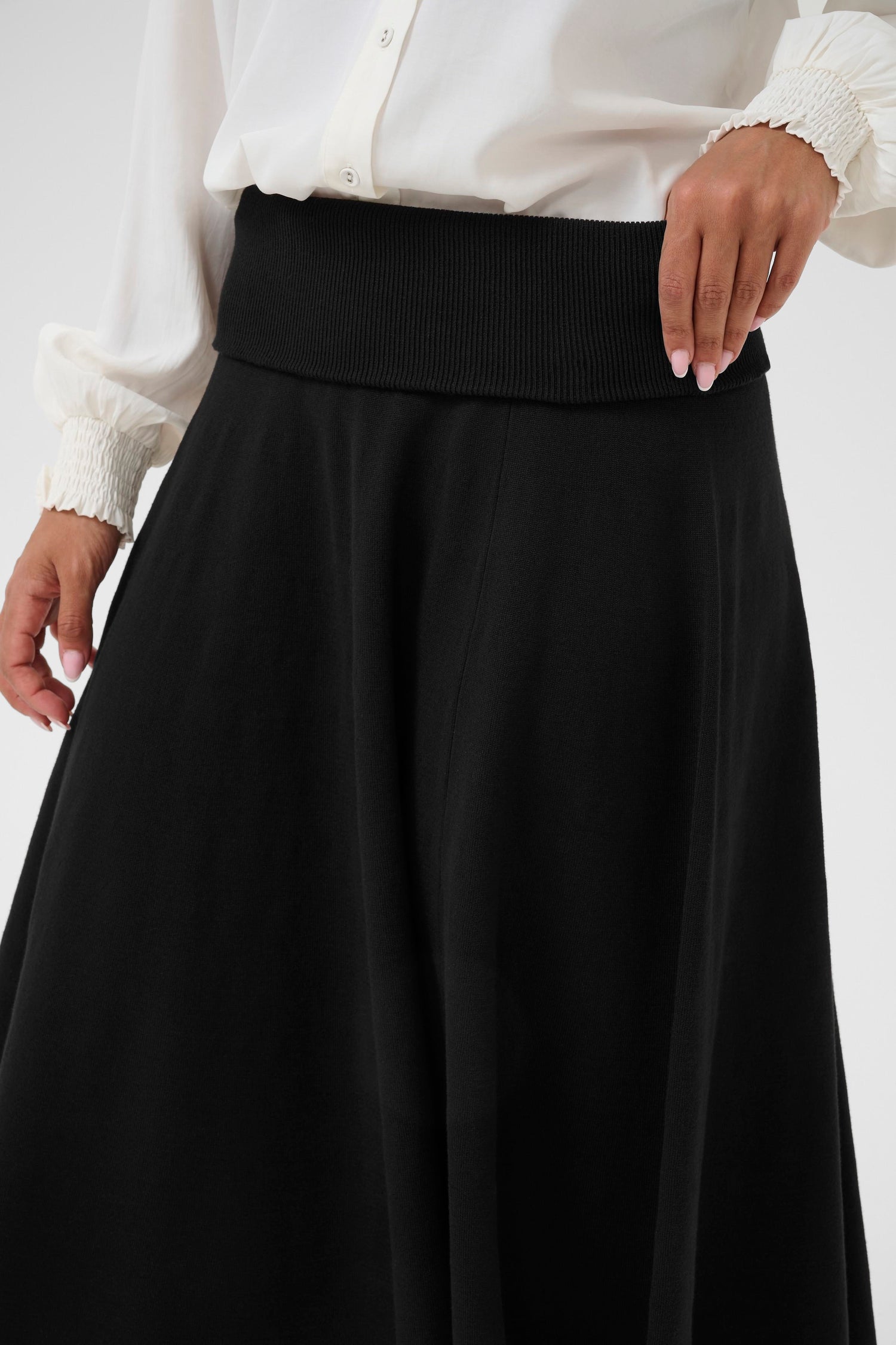 Cream Villea Knit Skirt