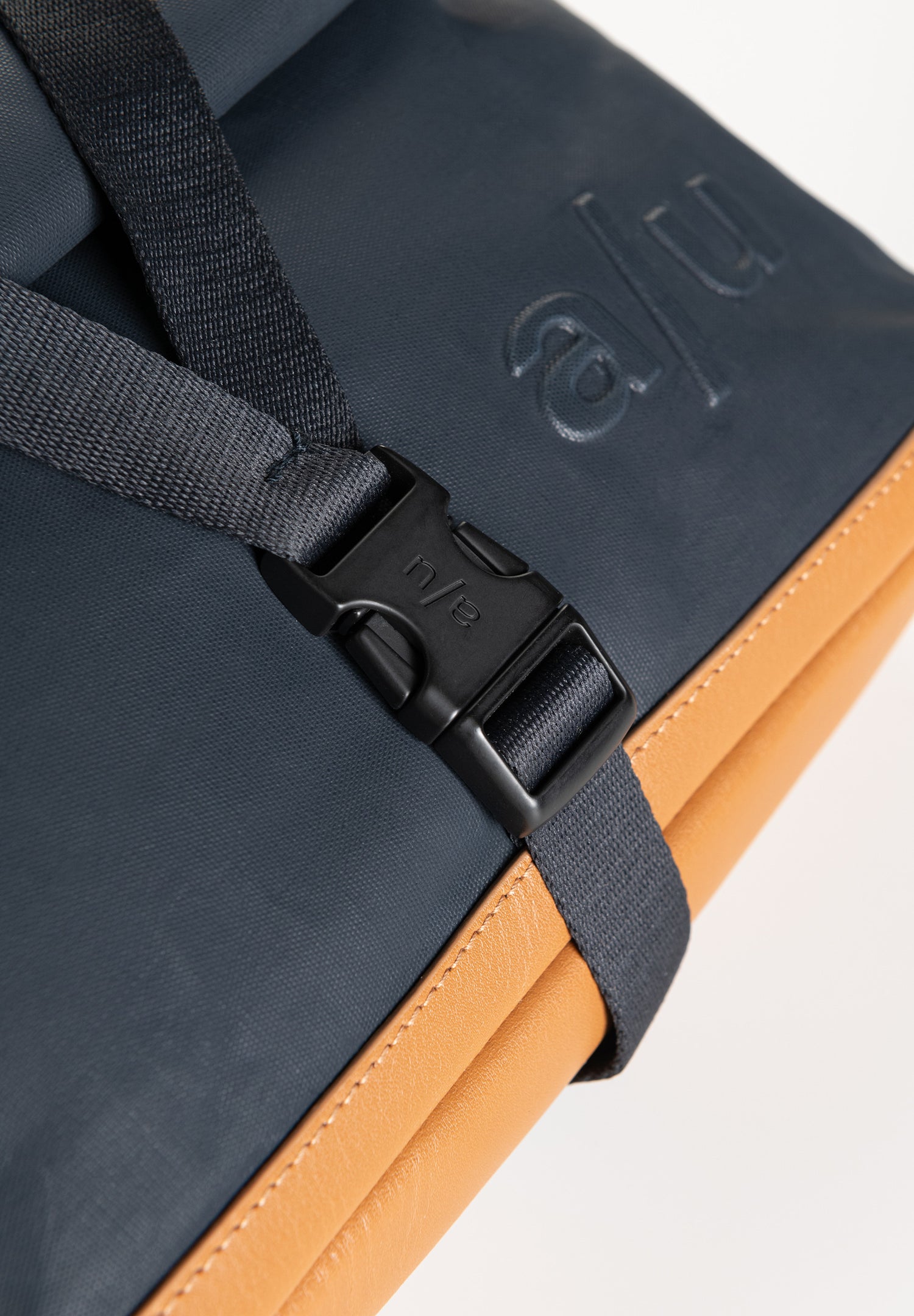 Aunts & Uncles Tsu Fanny Pack/Crossbody Bag