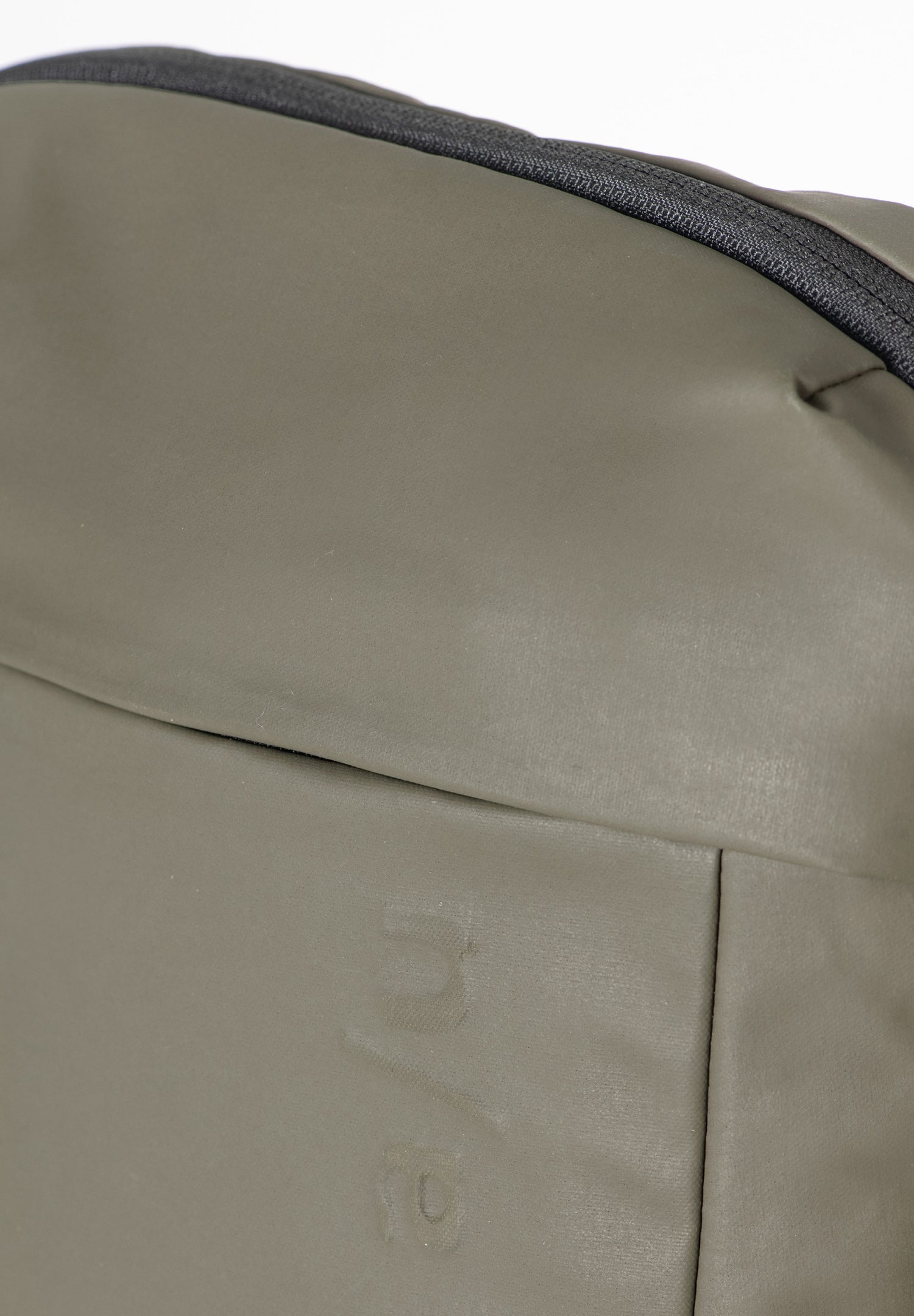 Aunts & Uncles Oyabe RE Crossbody Bag