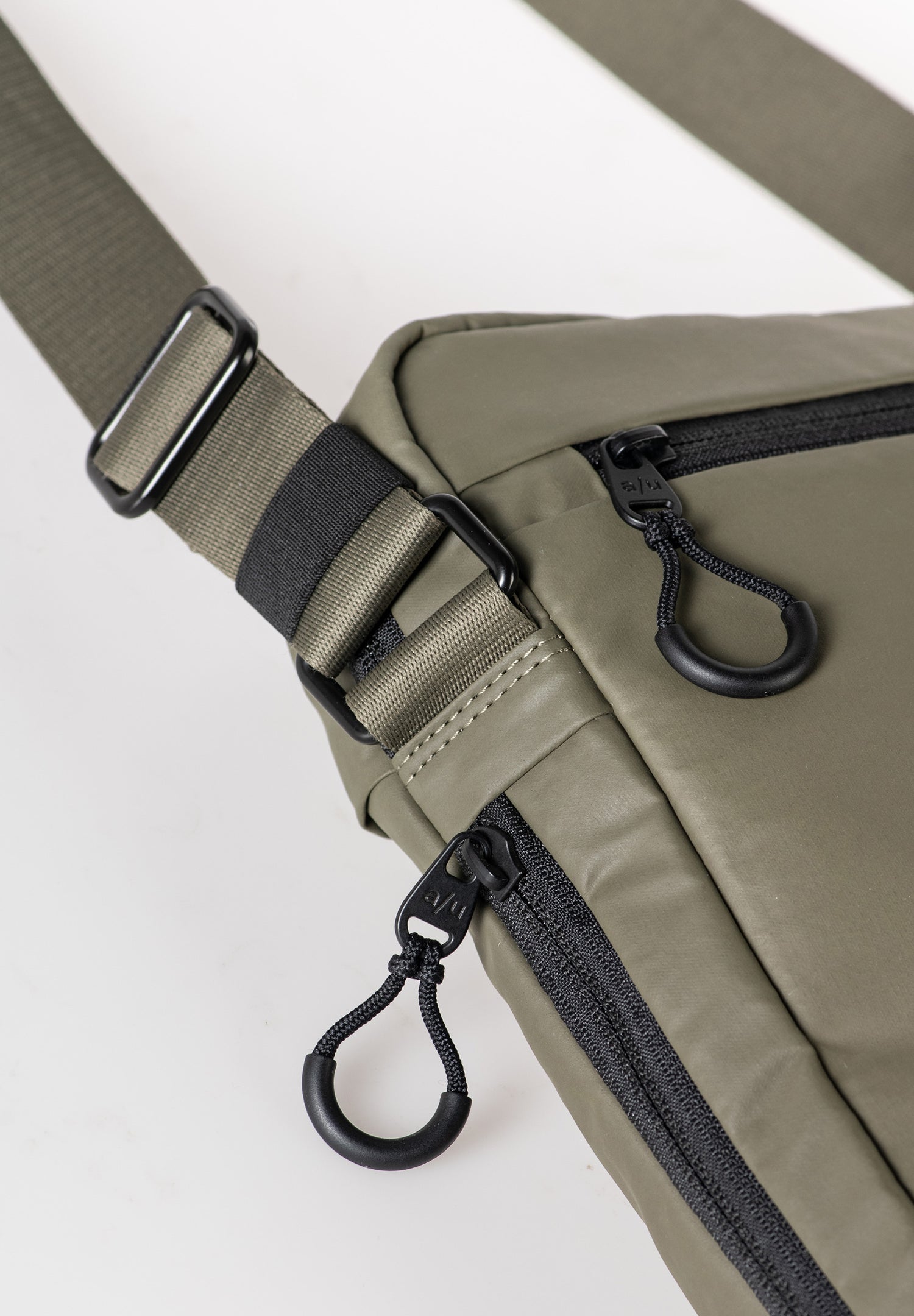 Aunts & Uncles Oyabe RE Crossbody Bag