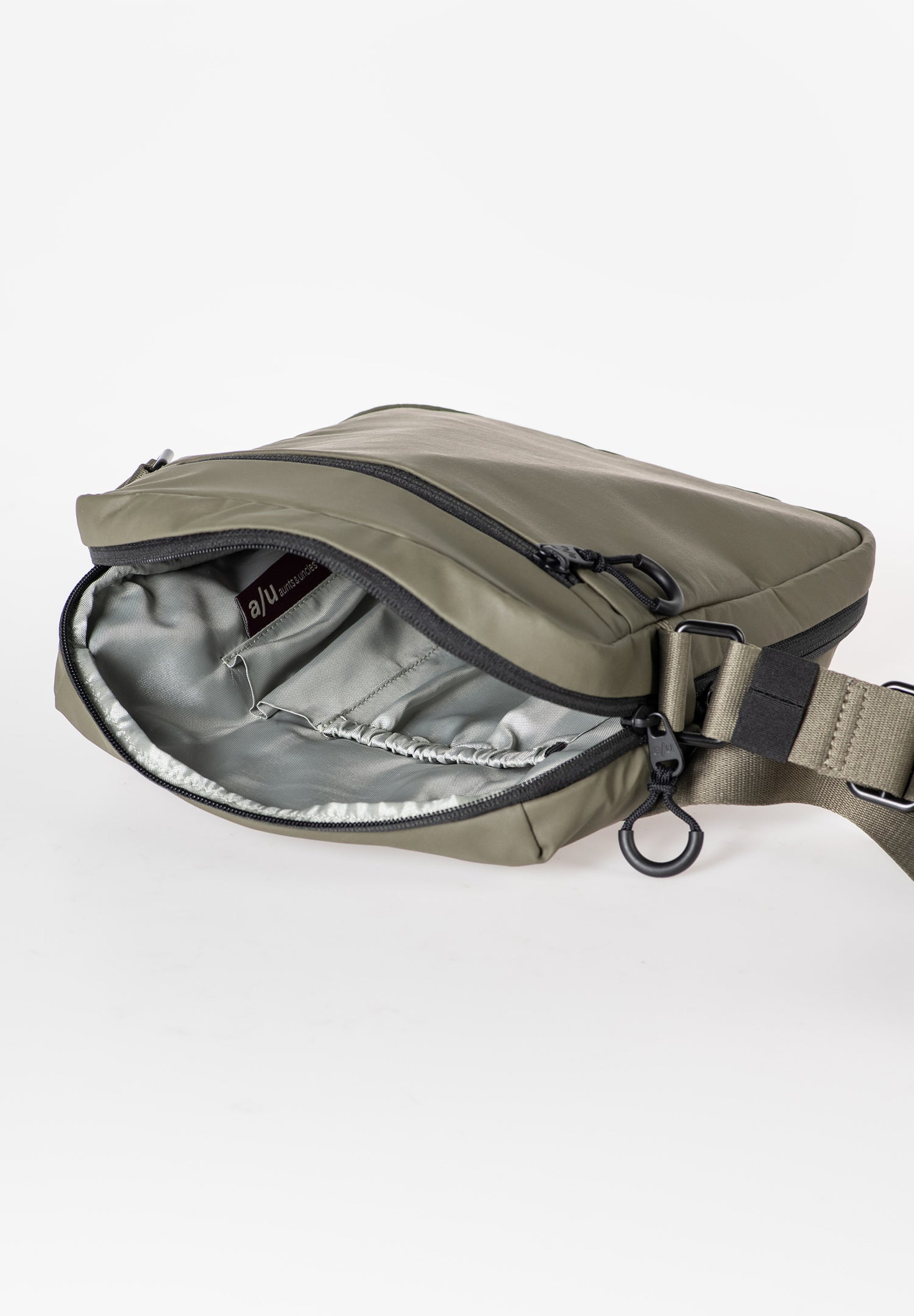 Aunts & Uncles Oyabe RE Crossbody Bag
