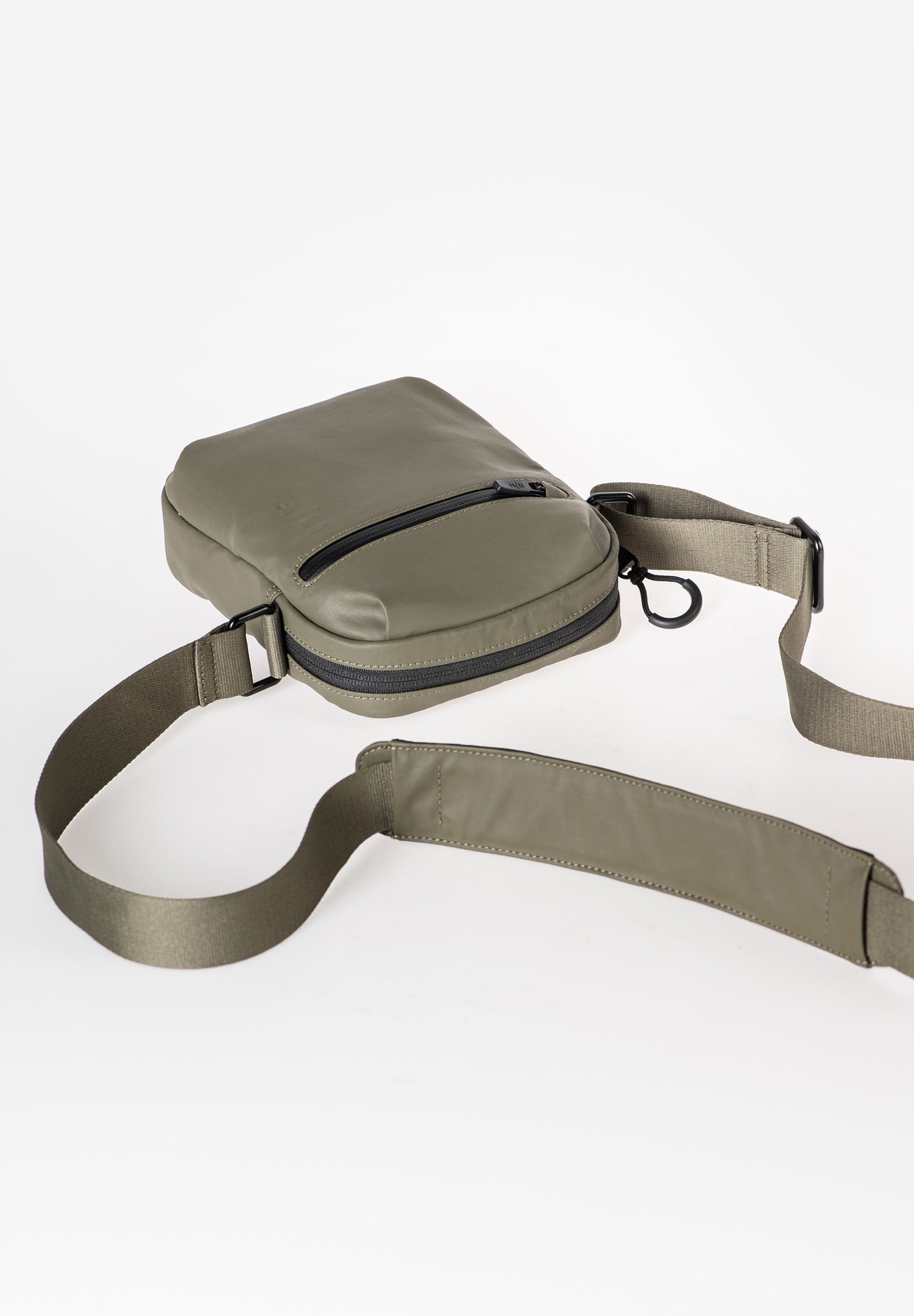 Aunts & Uncles Onga RE Crossbody Bag