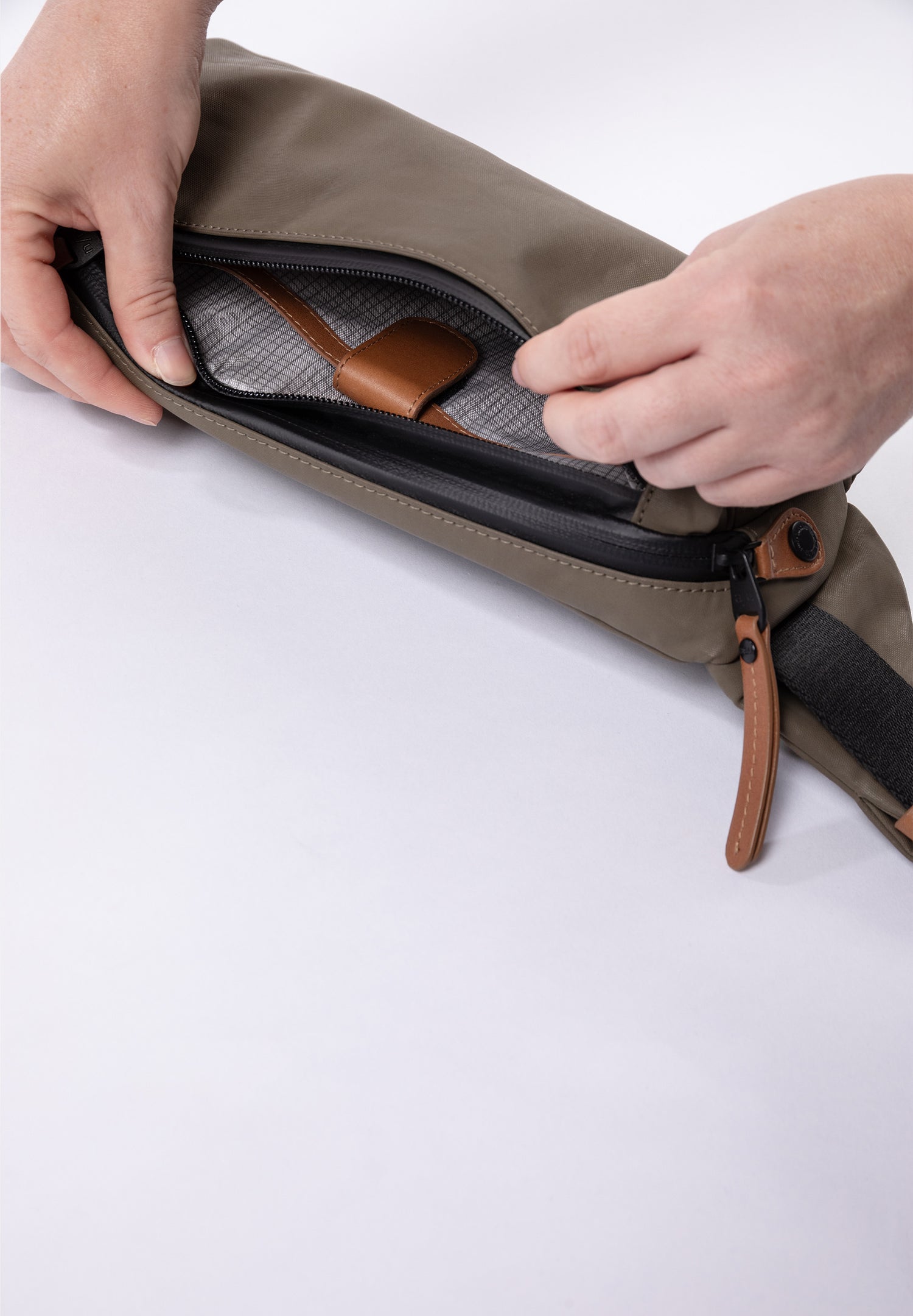 Aunts & Uncles Himeji Fanny Pack/Crossbody Bag