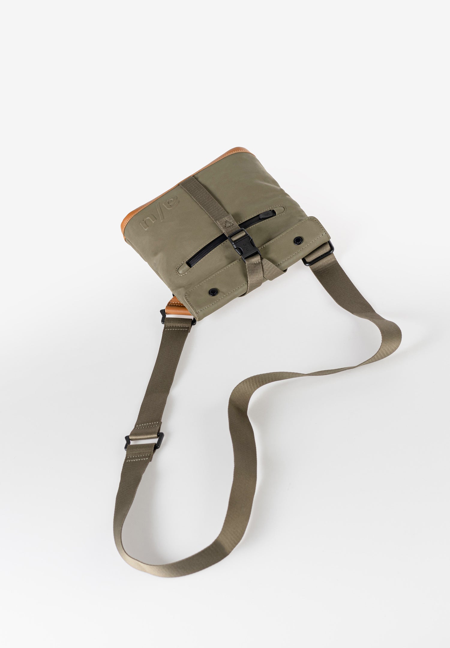 Aunts & Uncles Tsu Fanny Pack/Crossbody Bag