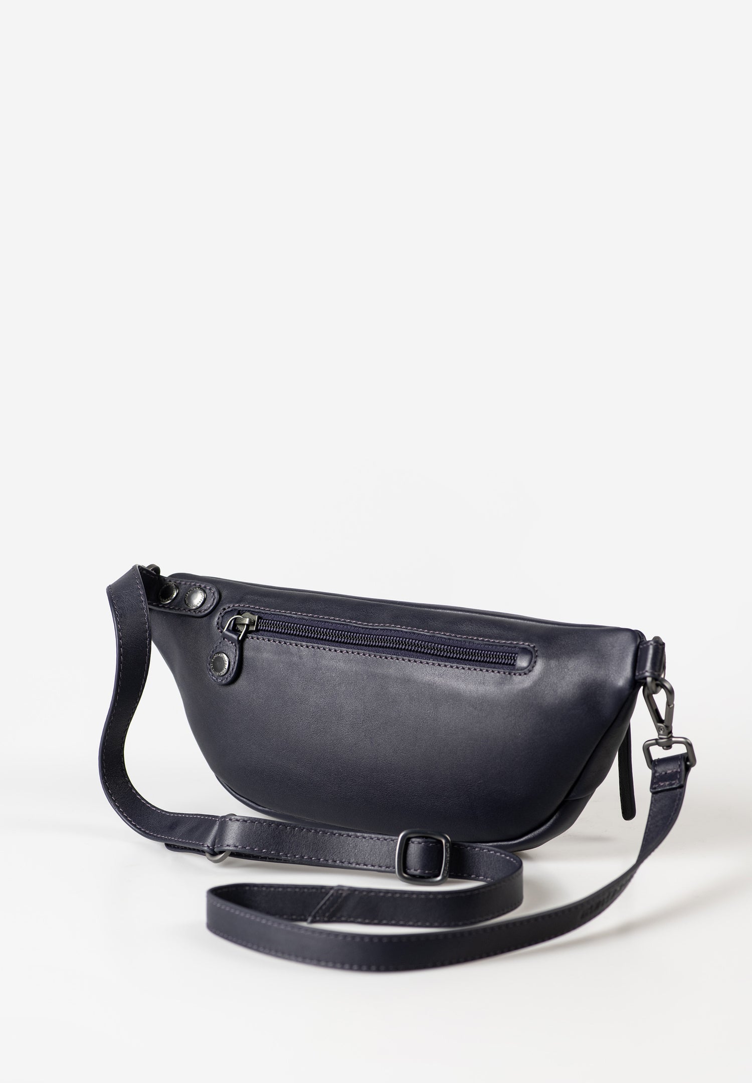 Aunts & Uncles Bilberry Leather Fannypack/Crossbody Bag