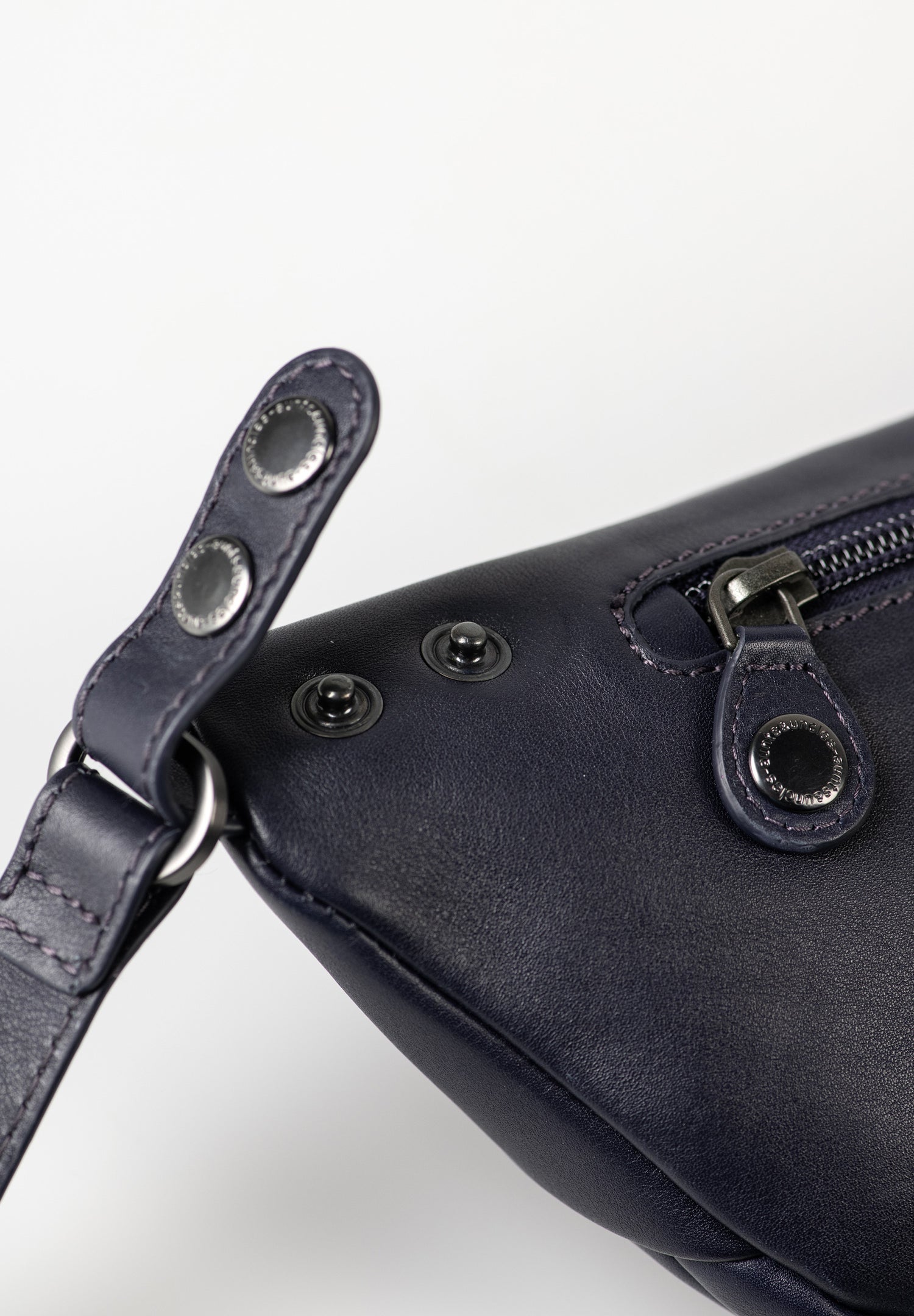 Aunts & Uncles Bilberry Leather Fannypack/Crossbody Bag
