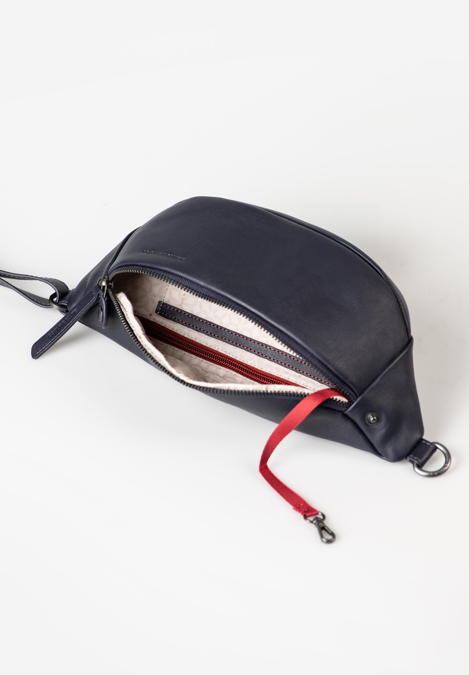 Aunts & Uncles Bilberry Leather Fannypack/Crossbody Bag