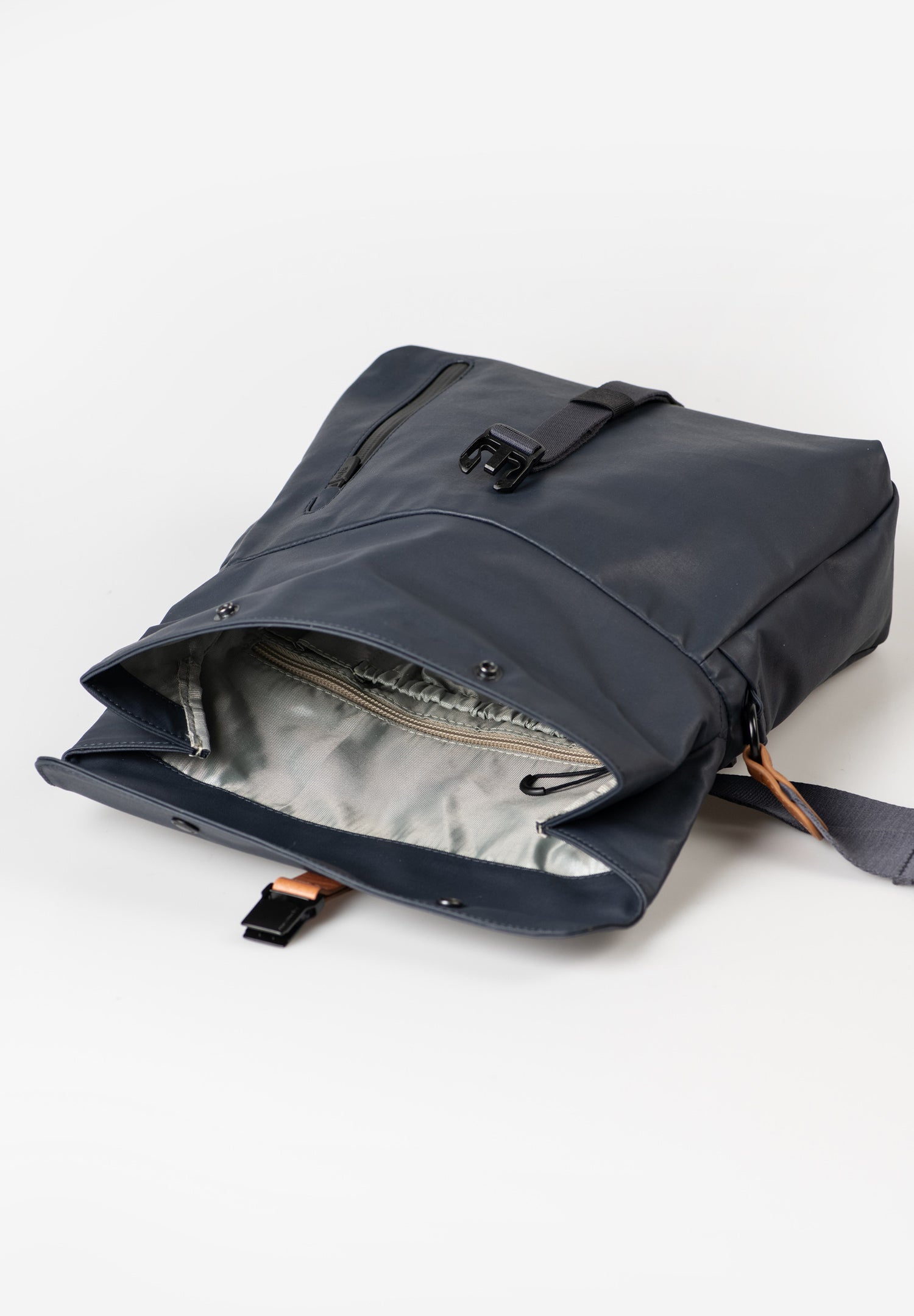 Aunts & Uncles Seki RE Crossbody Bag