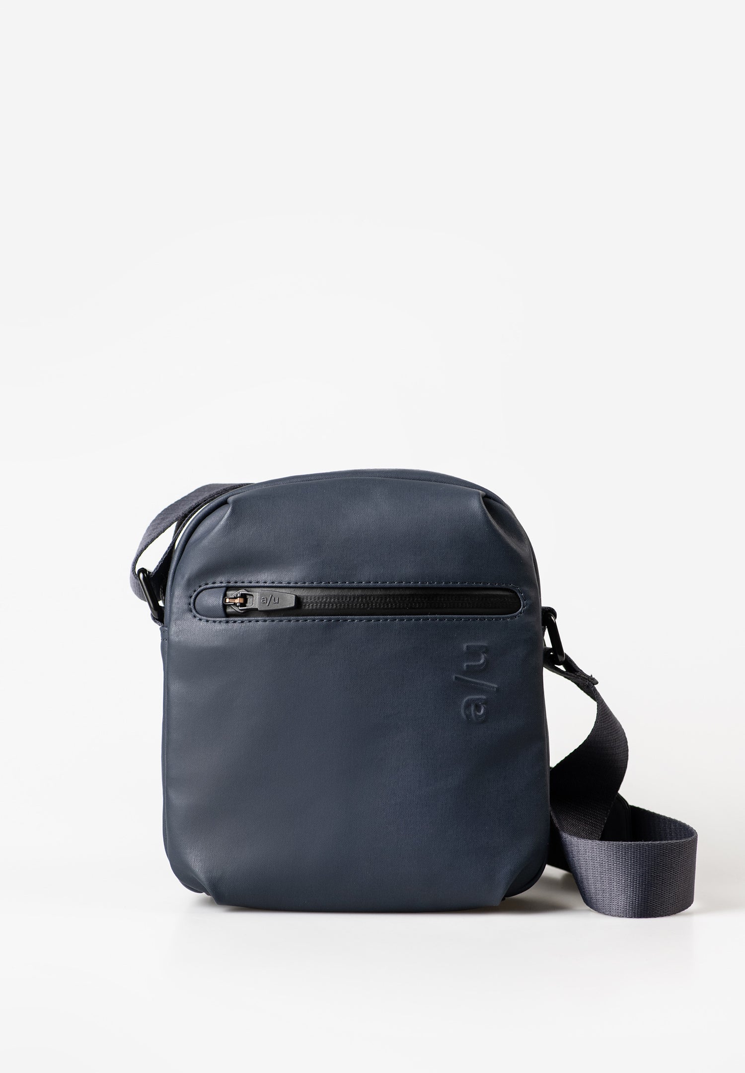 Aunts & Uncles Onga RE Crossbody Bag
