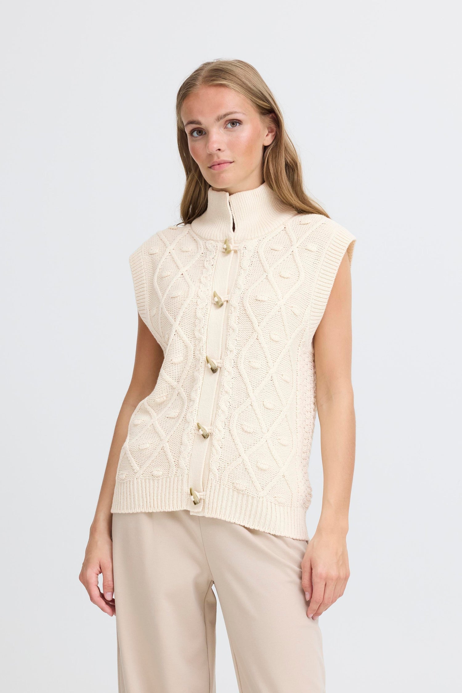 Ichi Destin Vest