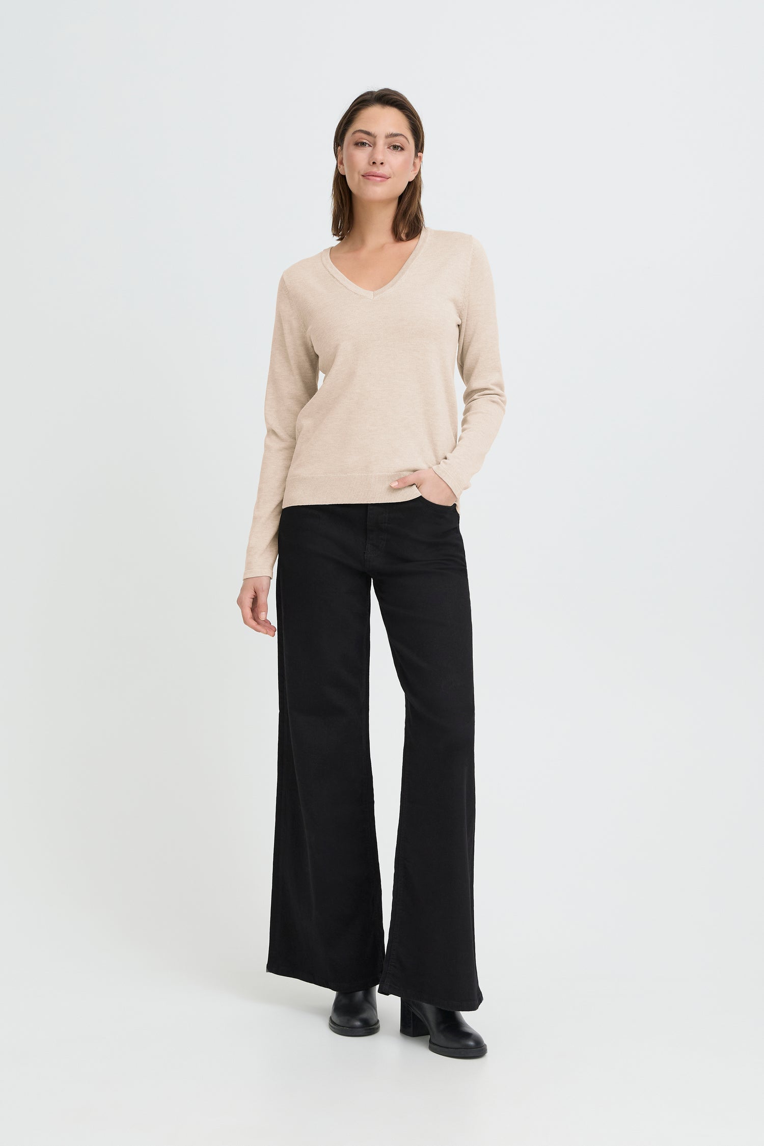 Ichi Luls V-Neck Long Sleeve Sweater