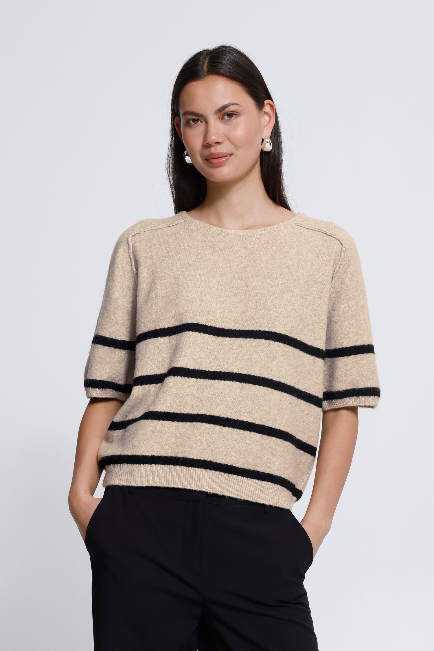 Ichi Dasila Short Sleeve Sweater
