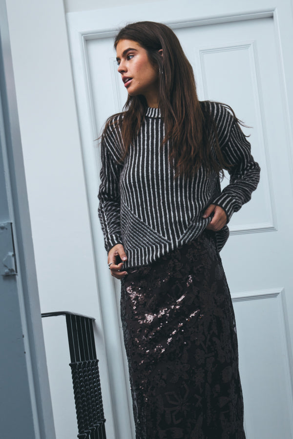 Ichi Kamara Stripes Sweater