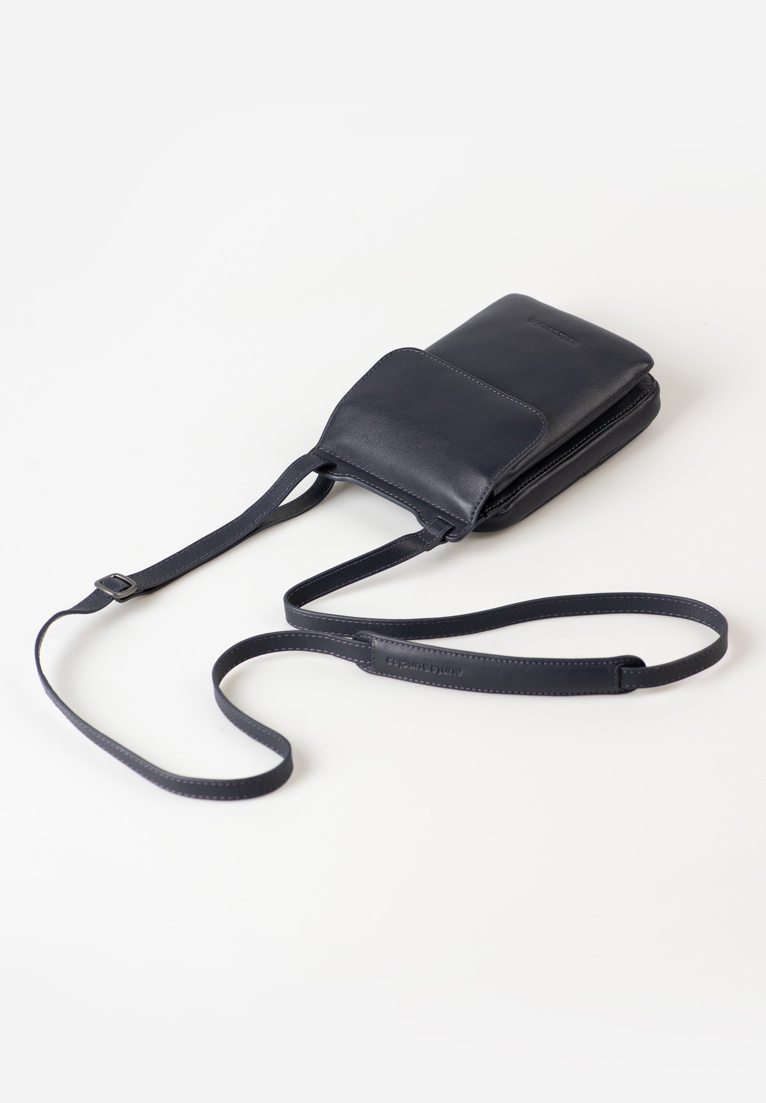 Aunts & Uncles Tulip Leather Phonebag