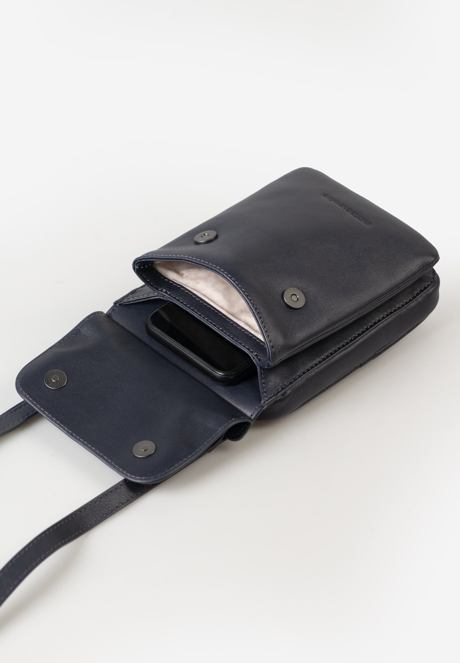 Aunts & Uncles Tulip Leather Phonebag