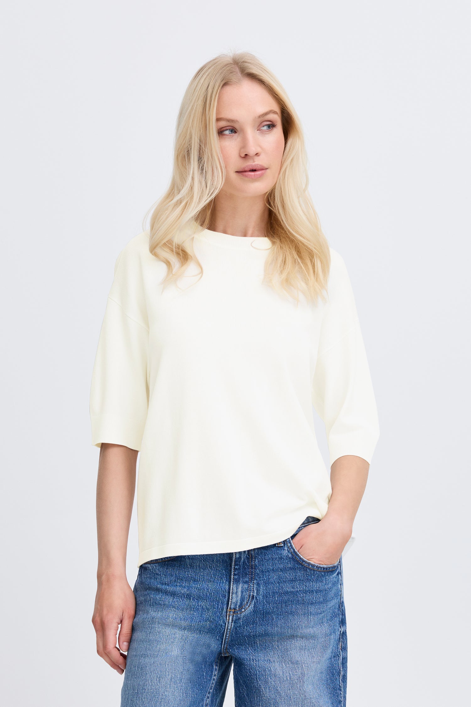 B. Young Mmorla T-Shirt Sweater