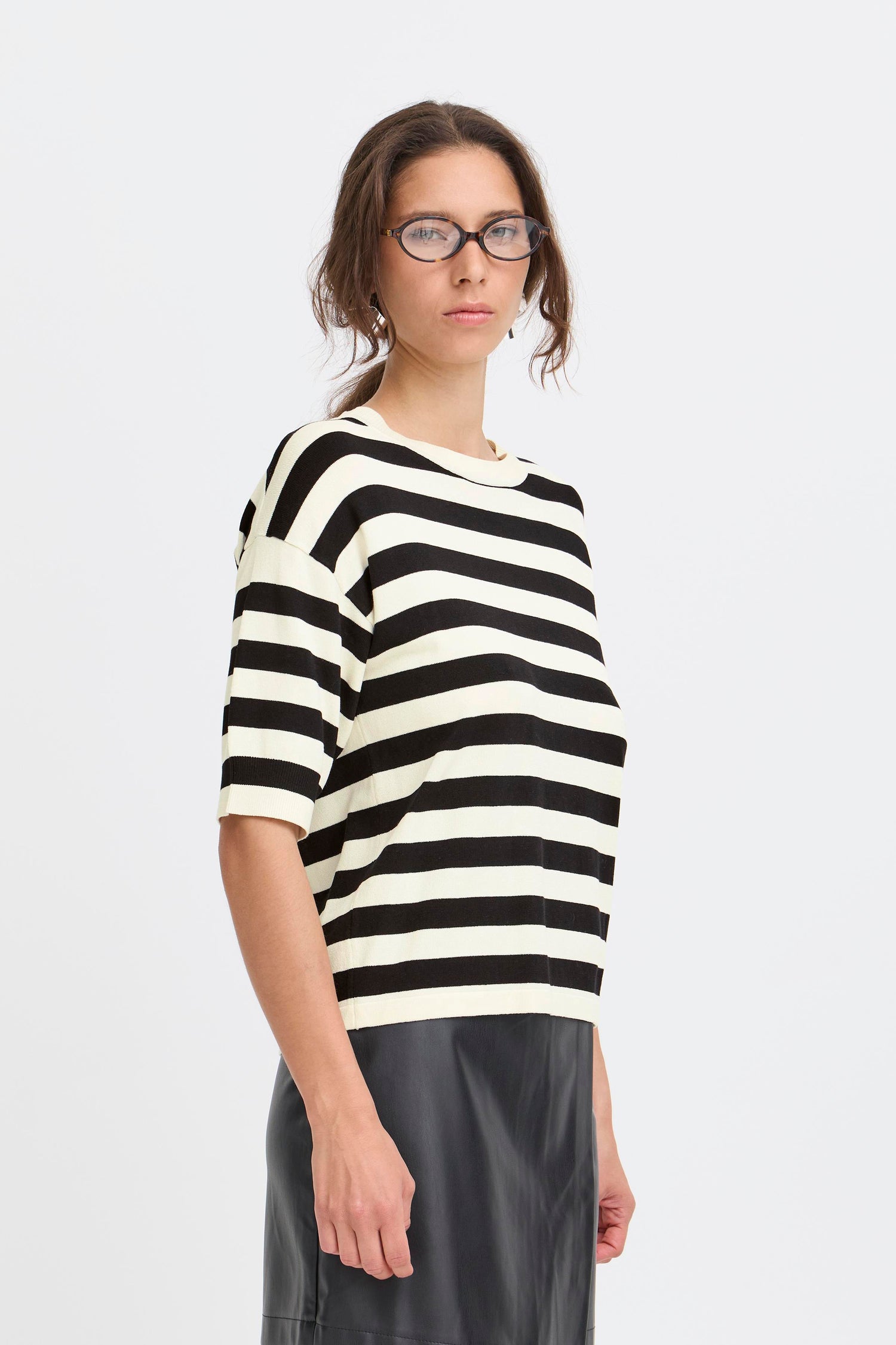 B. Young Mmorla Pullover