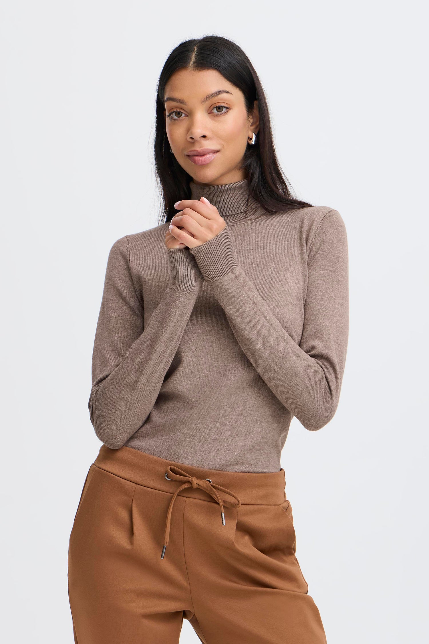 B. Young Mmorla Rollneck