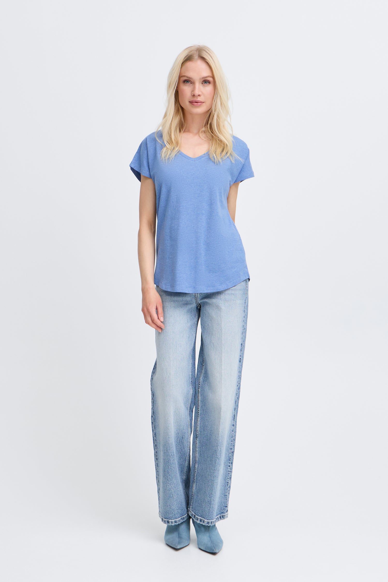 B.Young Pamila V-Neck Short Sleeve T-Shirt