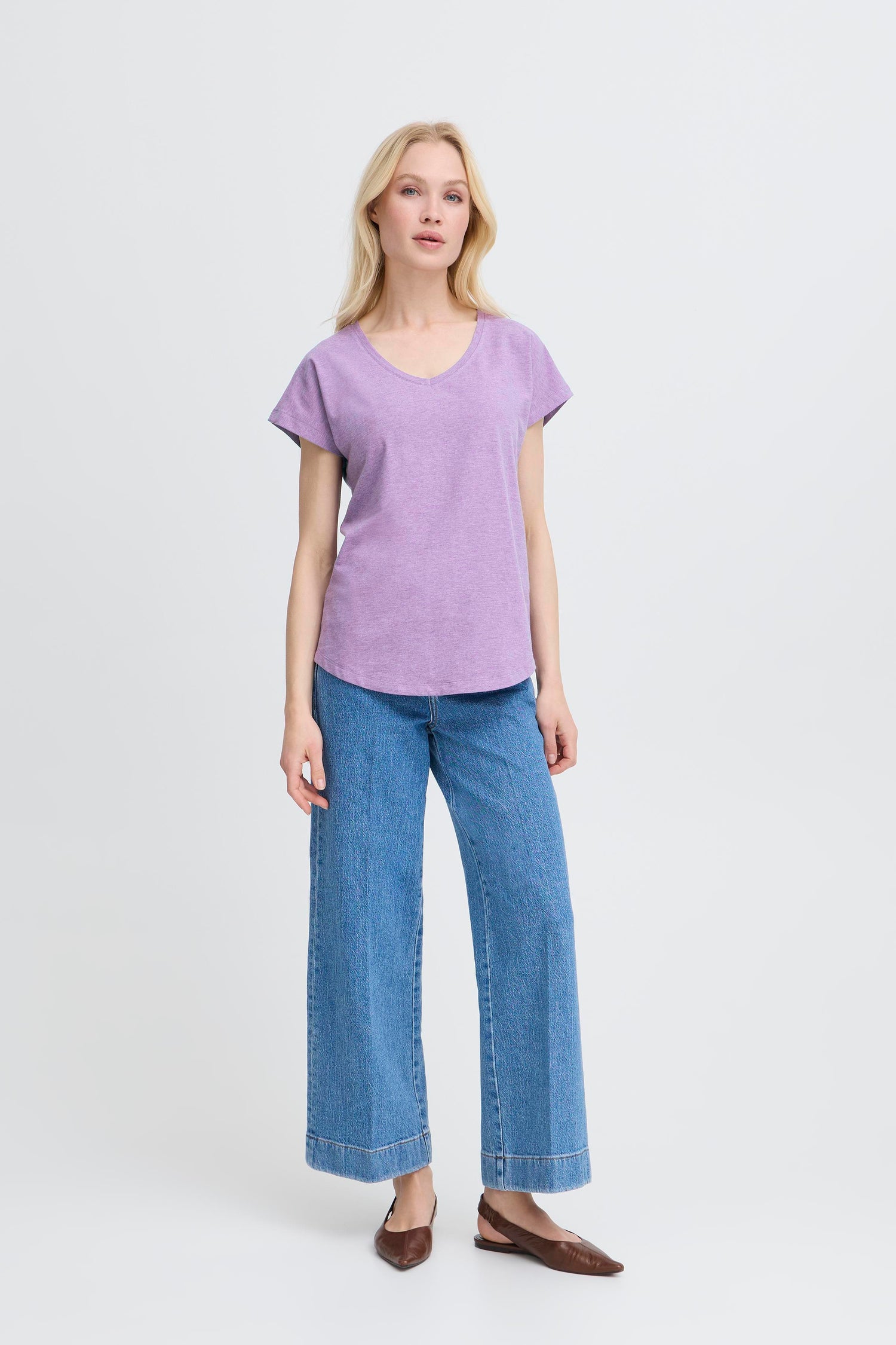 B.Young Pamila V-Neck Short Sleeve T-Shirt