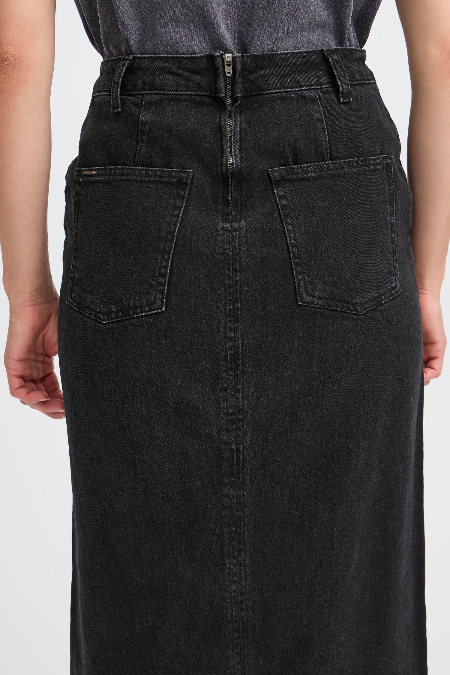 B.Young Lara Button Denim Skirt