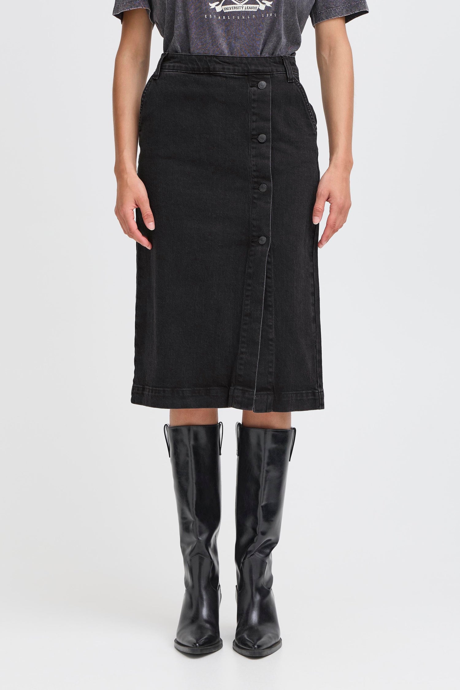 B.Young Lara Button Denim Skirt