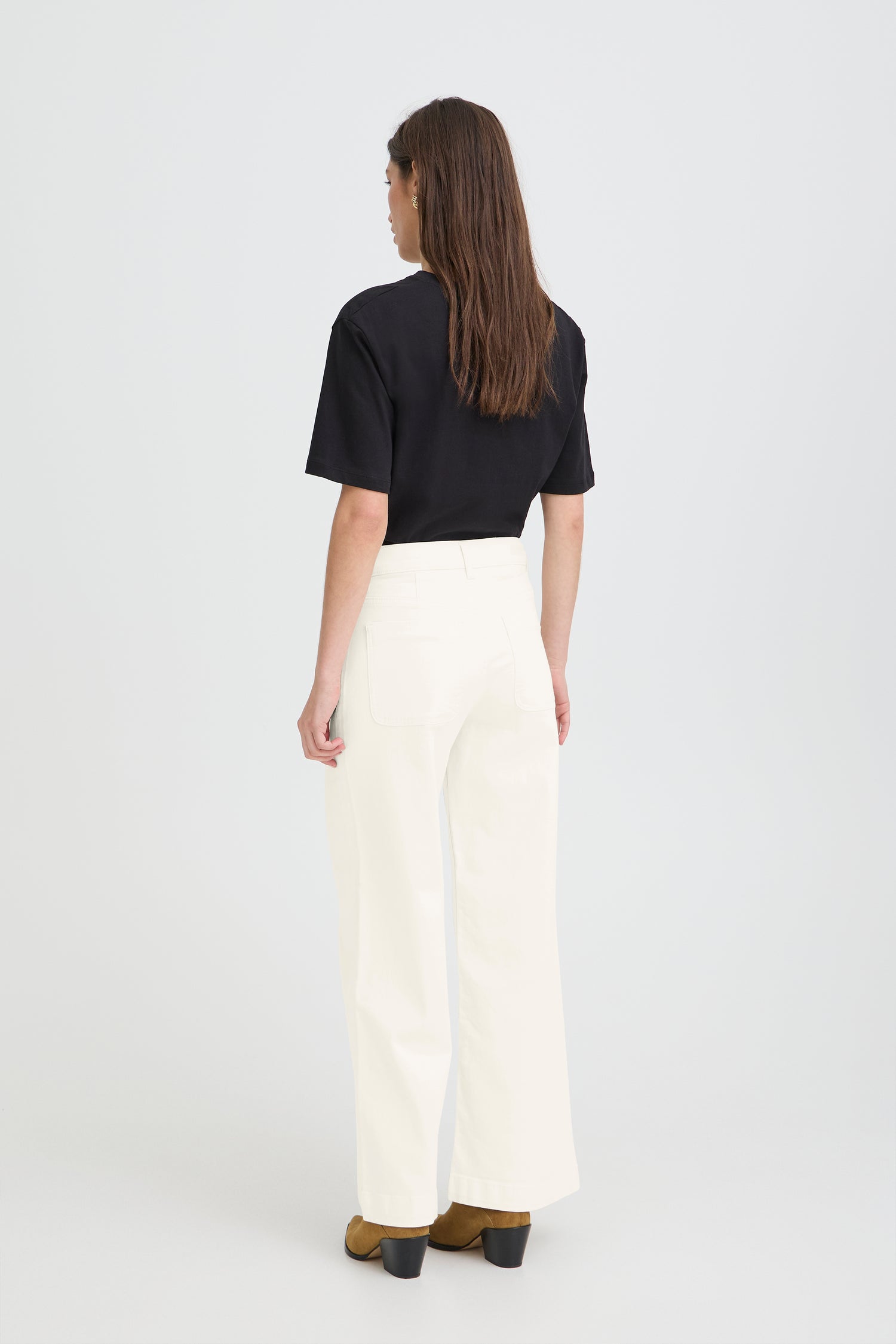 B. Young Lydia Pocket Jeans