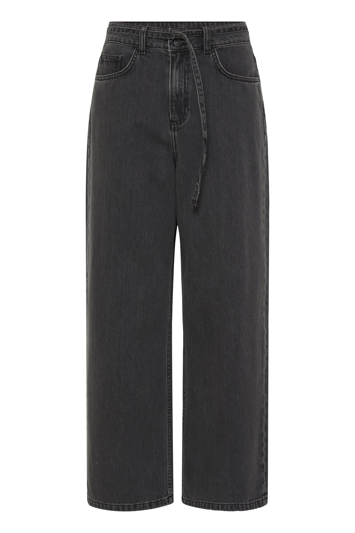 B. Young Kimu Belt Jeans