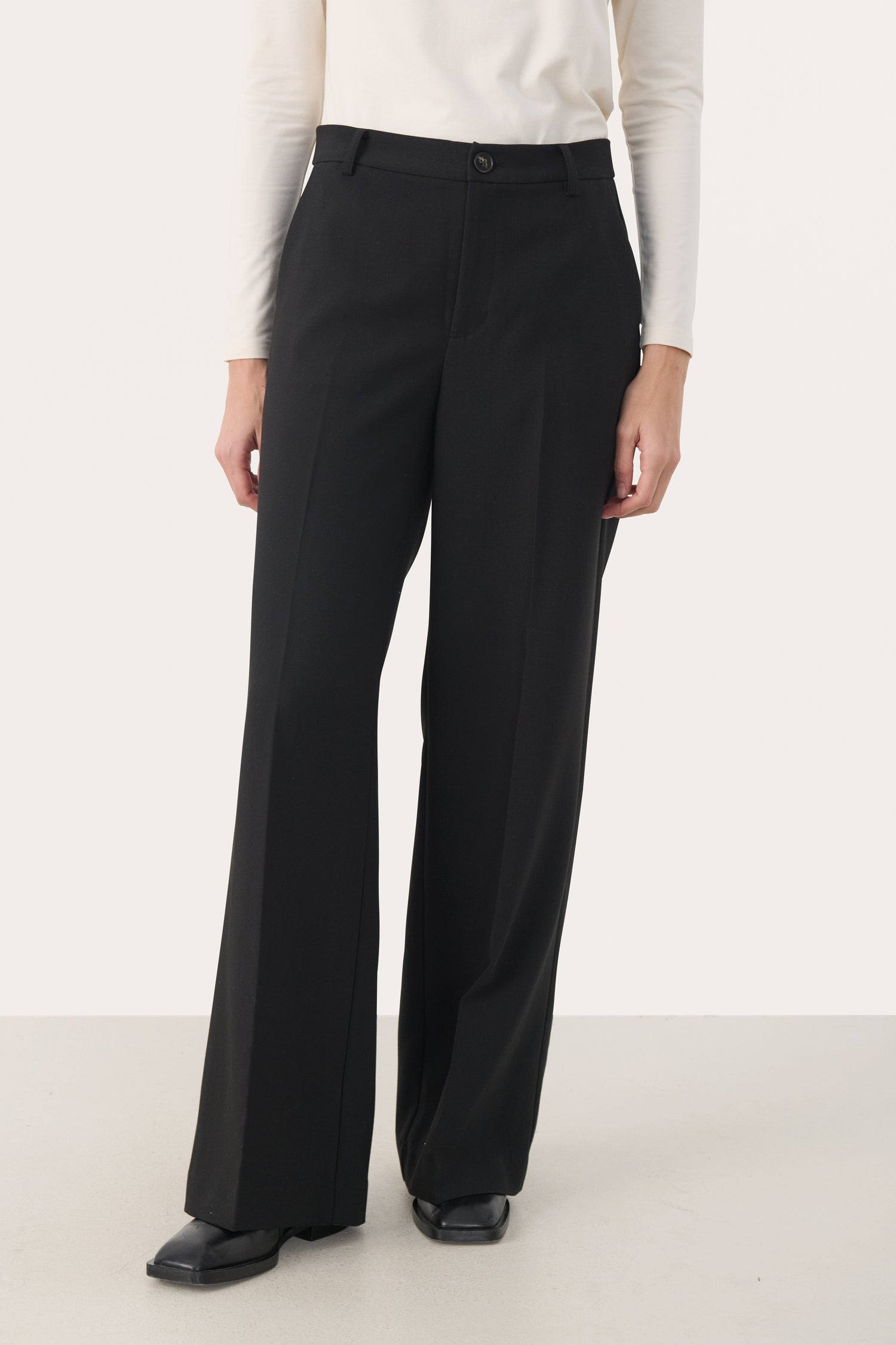 Part Two Ninnesa Trousers