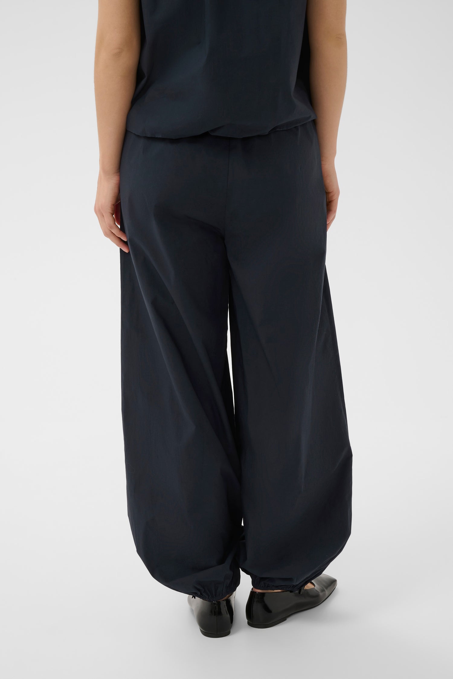 Part Two Digthe Pant