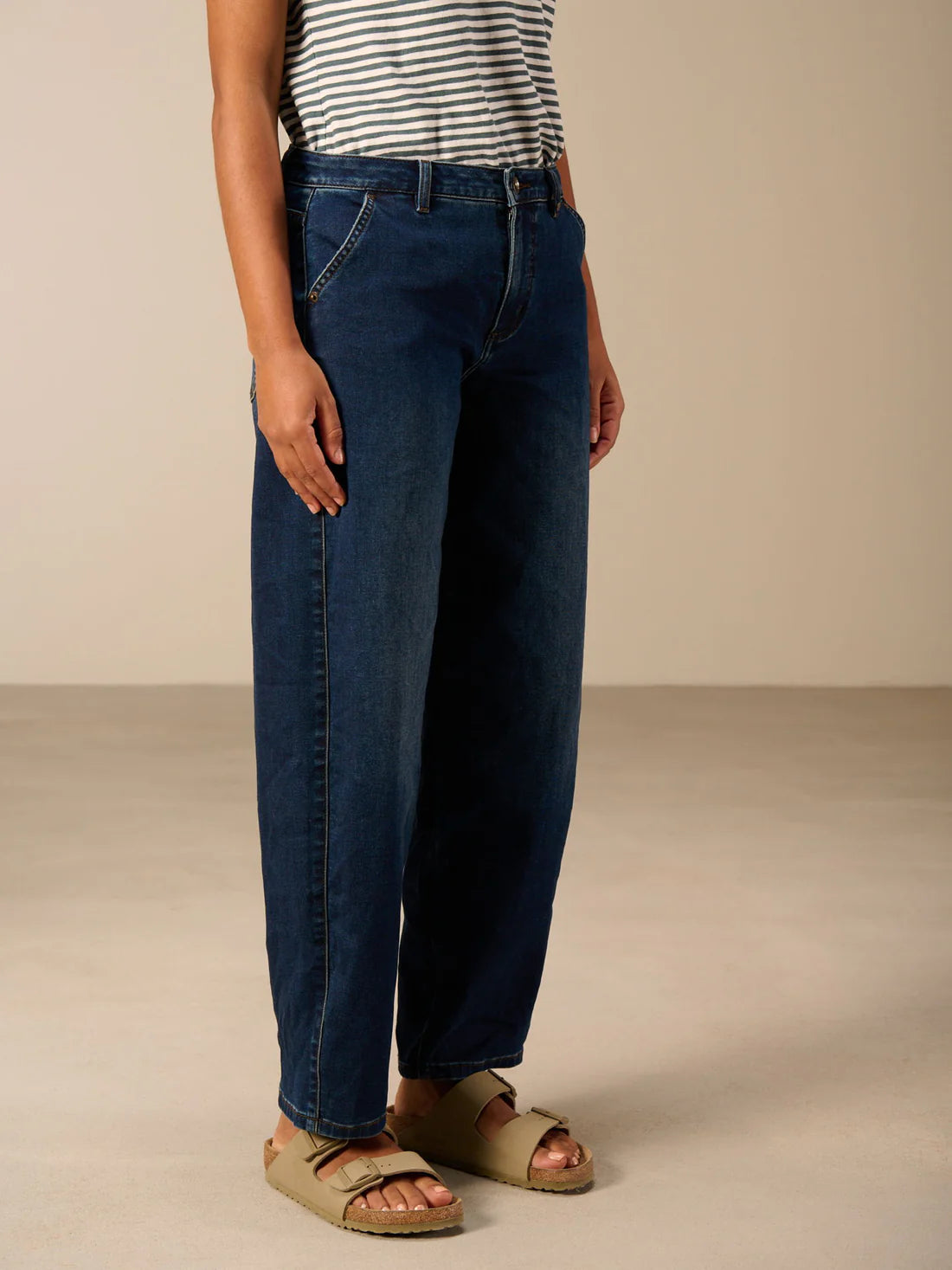 Nile Barrel Leg Jeans