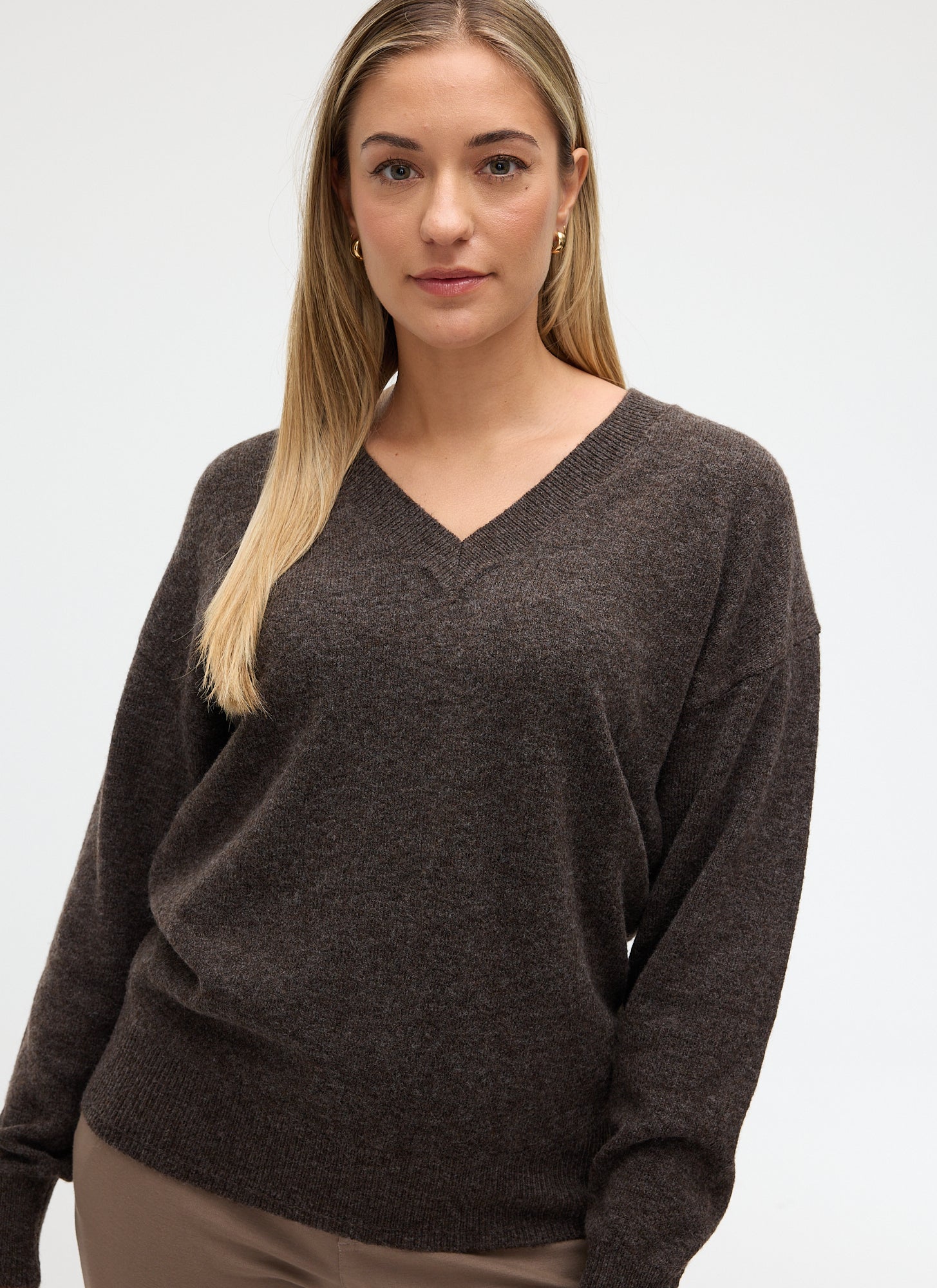 Fig Aniak V-Neck Sweater