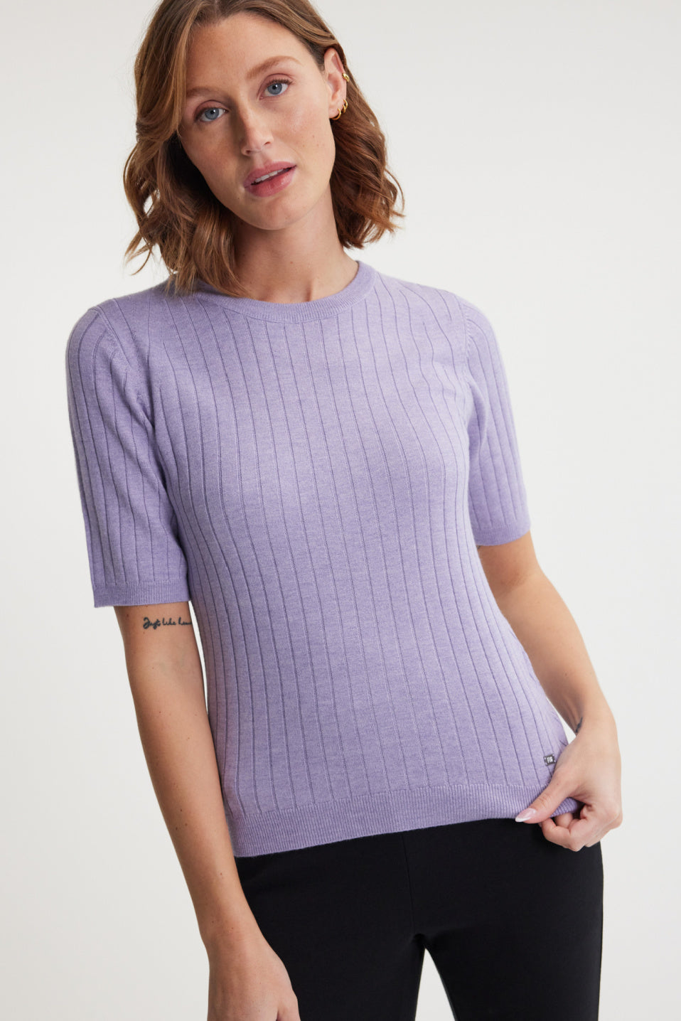 🇨🇦 Fig Ada Light Short Sleeve Sweater