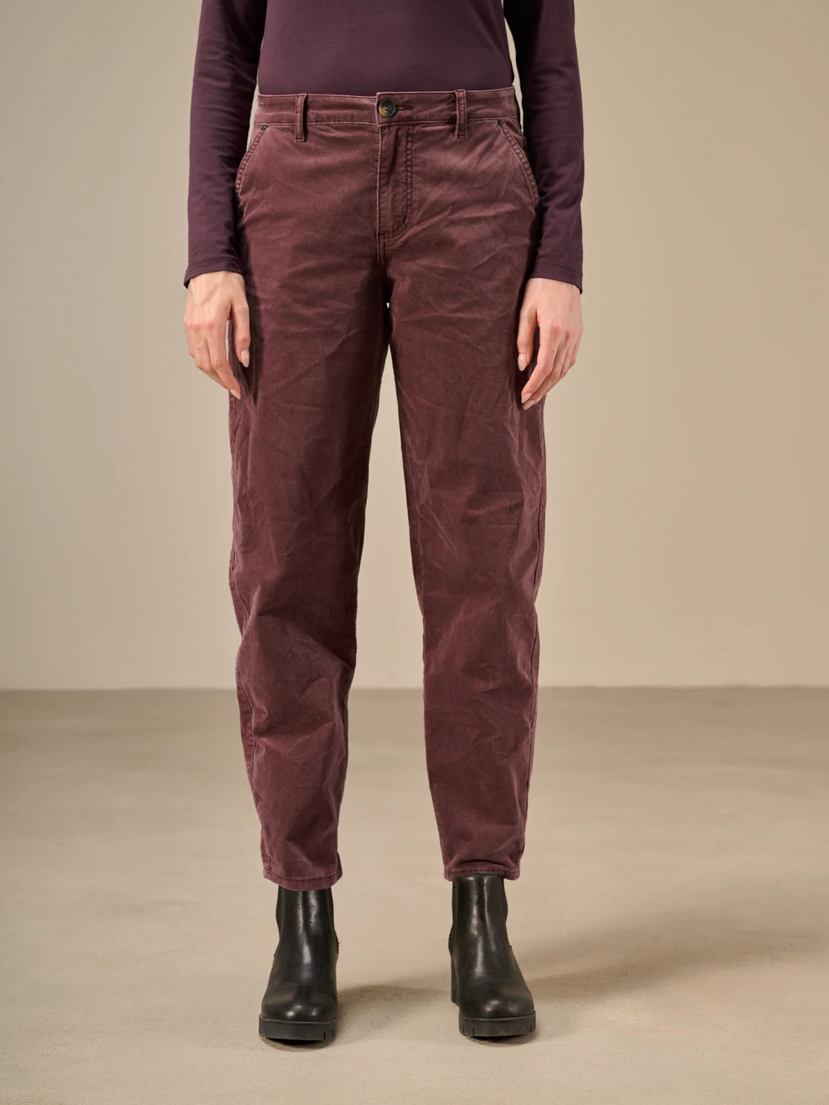 Nile Fine Whale Barrel Leg Cord Pant