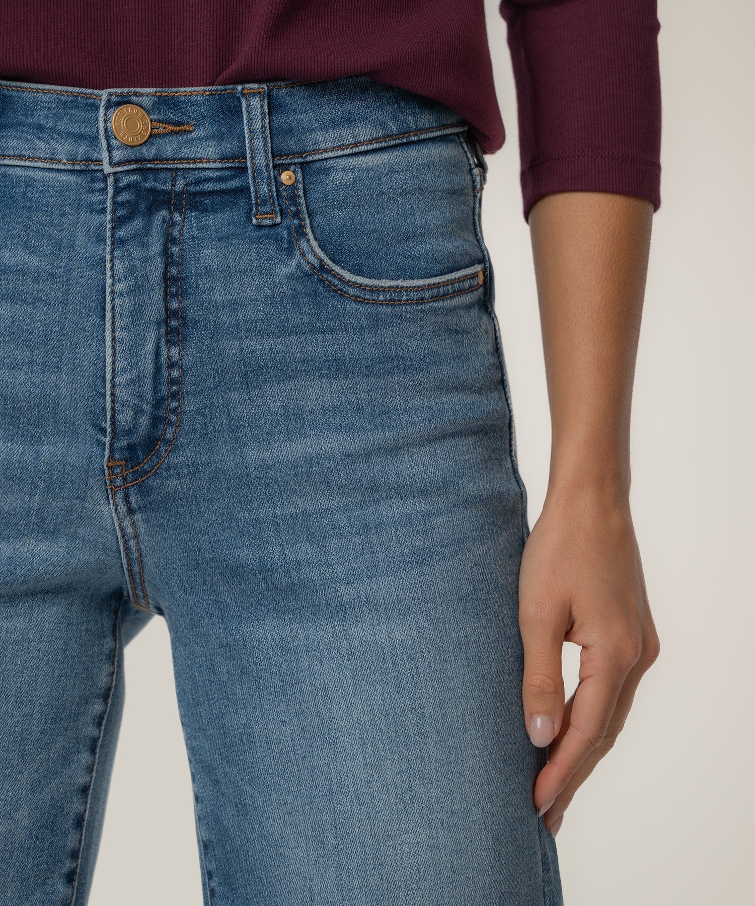 Kut From The Kloth Avery High Rise Ankle Straight Leg Jeans (Building Wash)