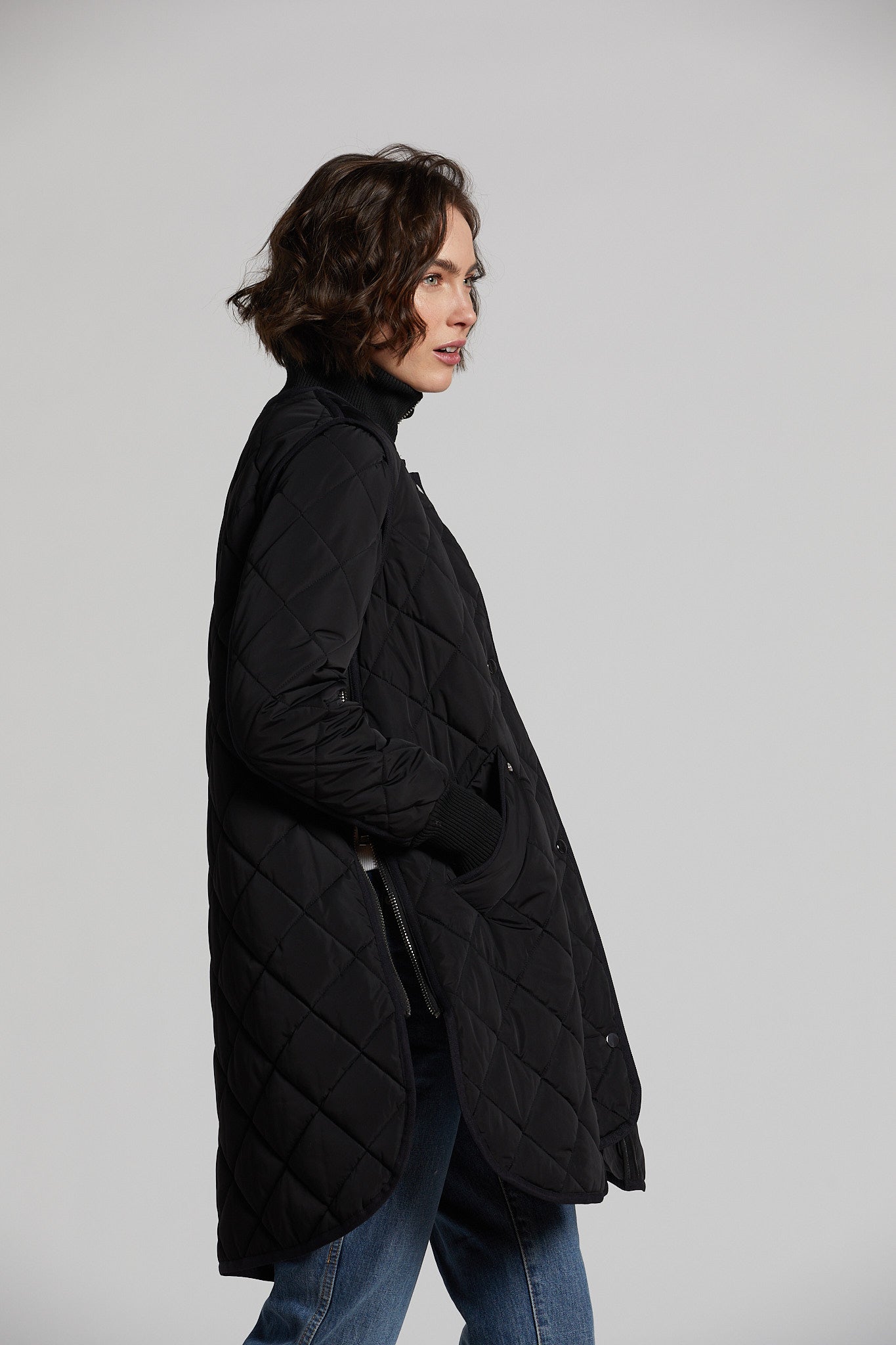 Adroit Atelier Libby Quilted Barn Coat