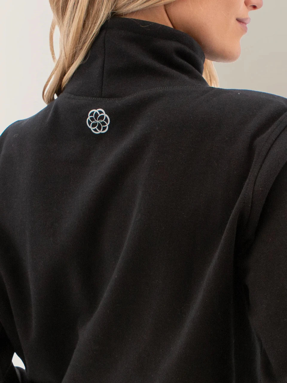 Aventura Dog Walker Top