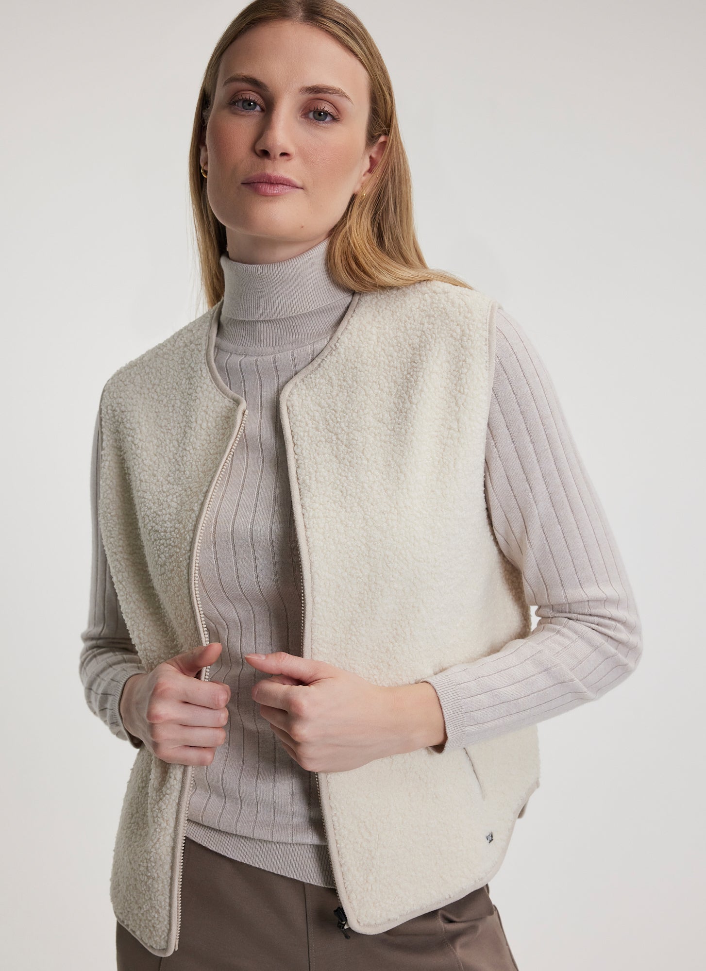 Fig Iclyn Sleeveless Vest