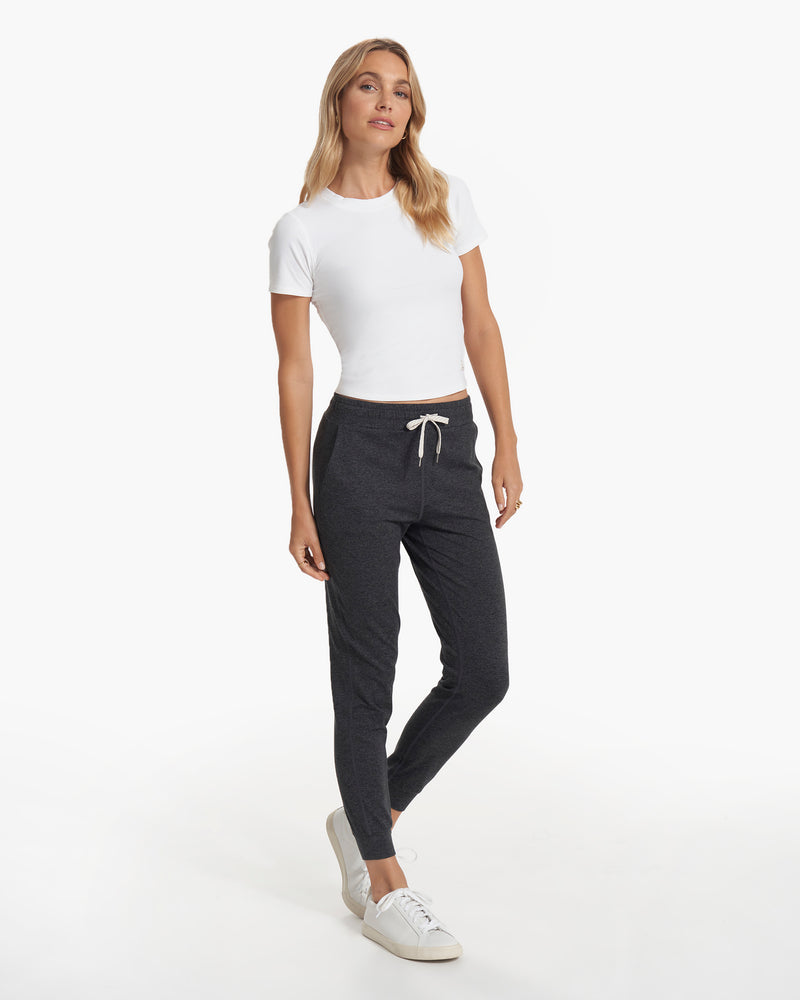 Vuori Pose Fitted T-Shirt