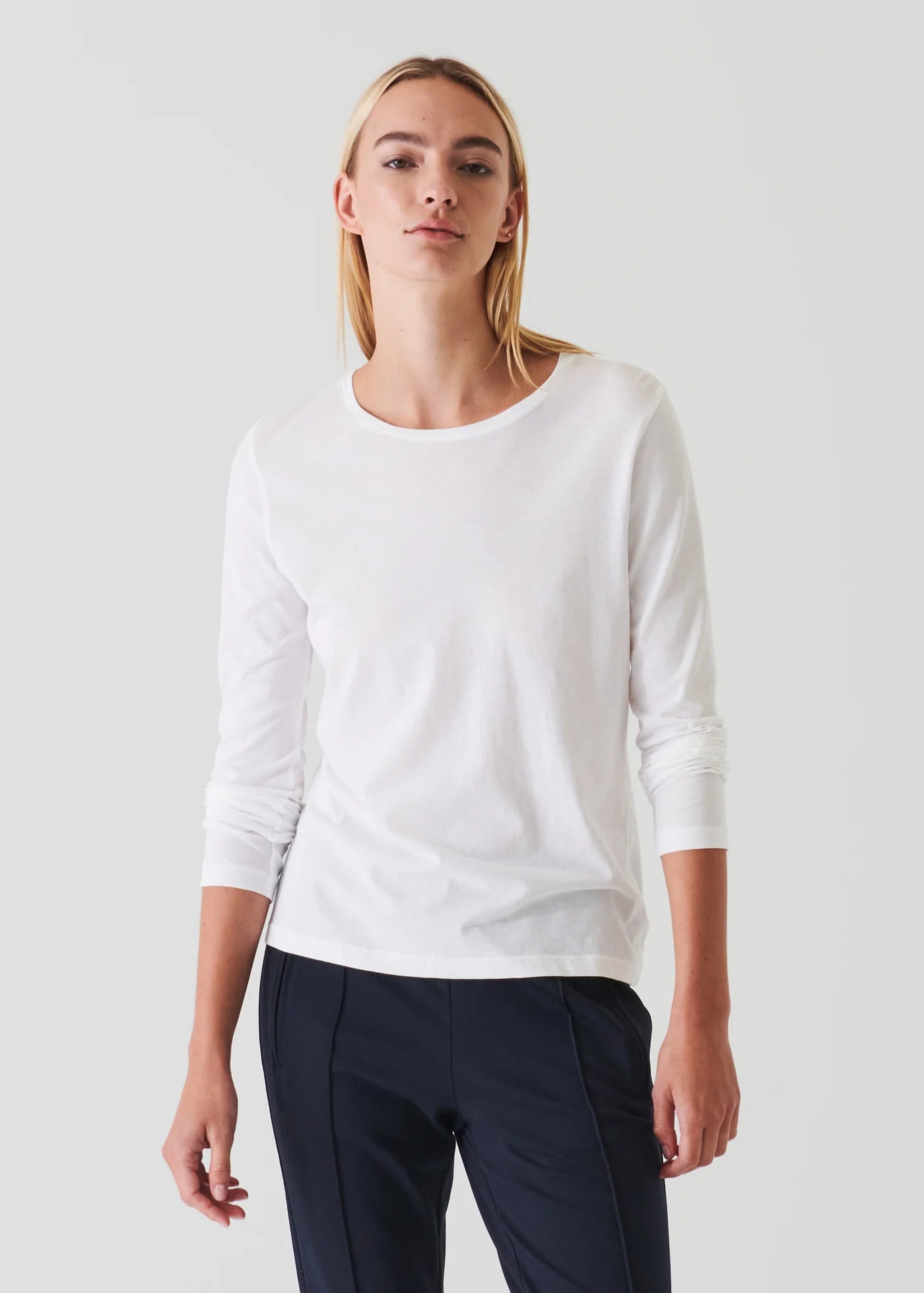 π¨π¦ Patrick Assaraf Classic Fitted Long Sleeve Pima Cotton Crew T-Shirt