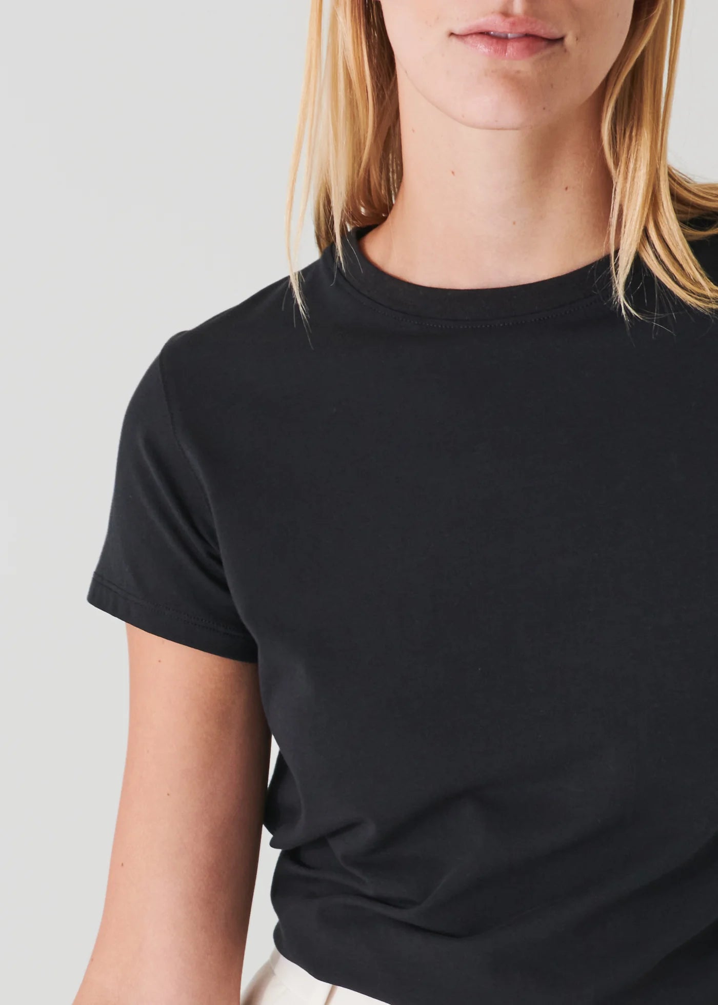 π¨π¦ Patrick Assaraf Iconic Pima Cotton Stretch Slim T-Shirt