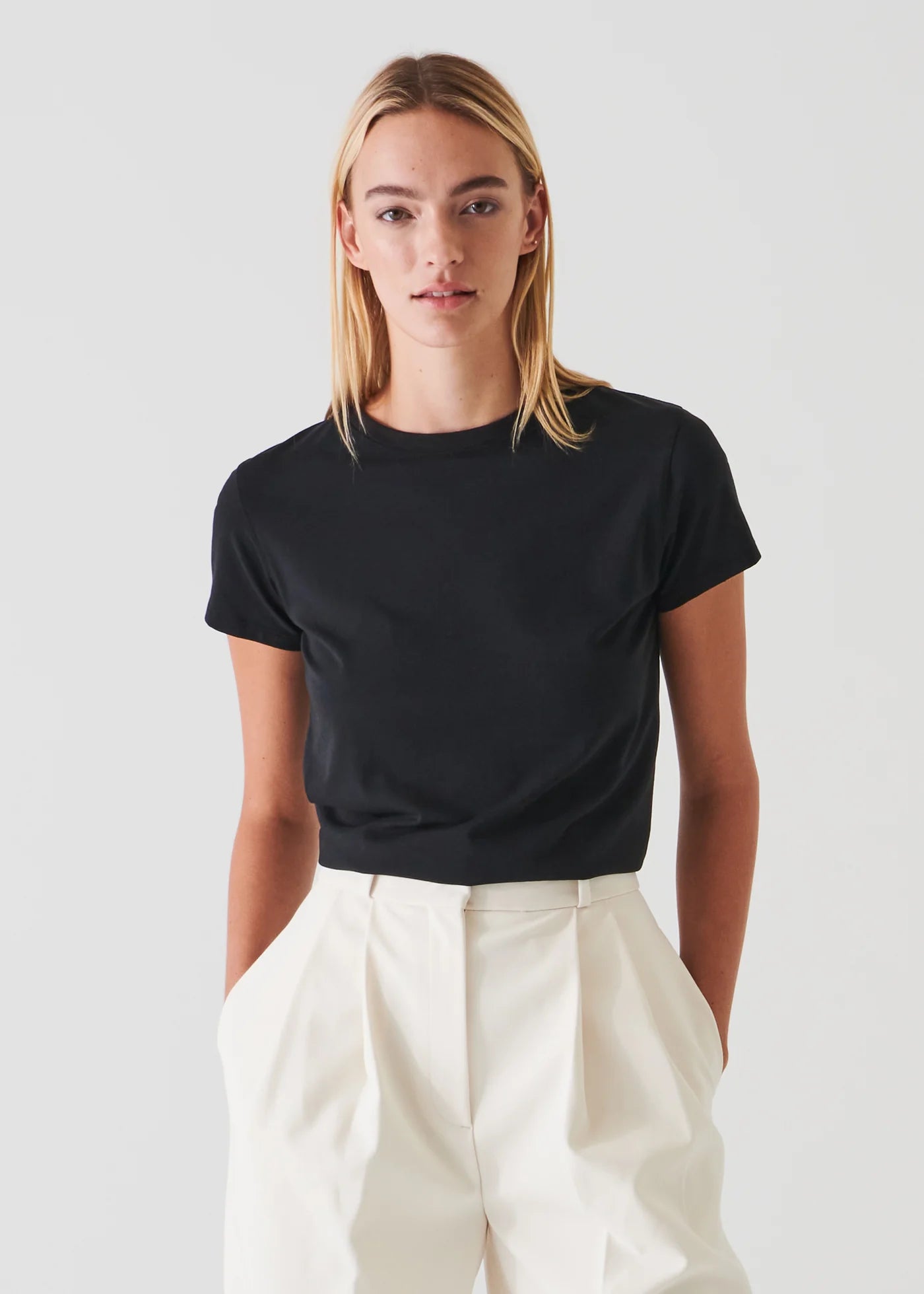 π¨π¦ Patrick Assaraf Iconic Pima Cotton Stretch Slim T-Shirt