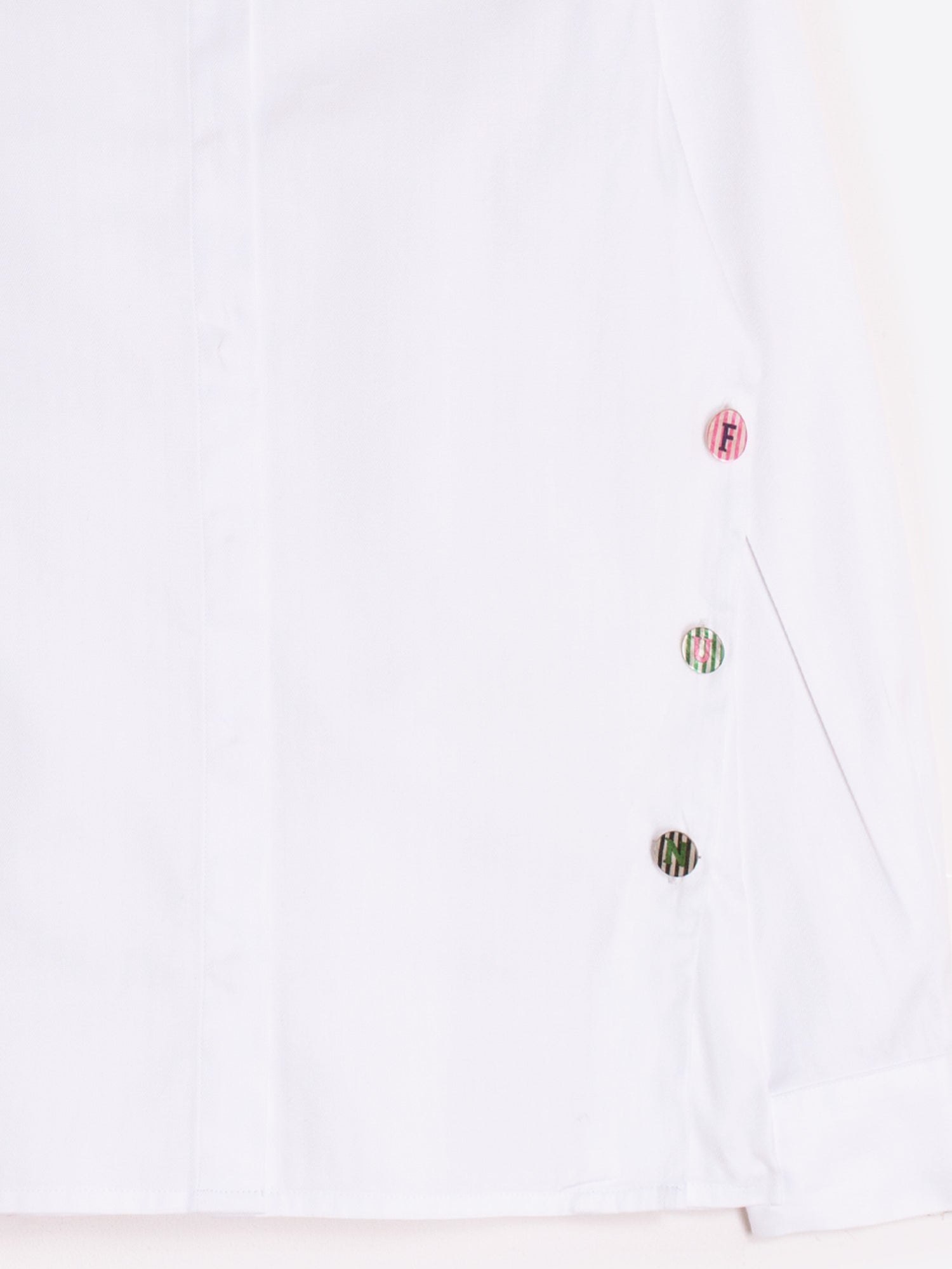 Vilagallo Side Fun Button Blouse