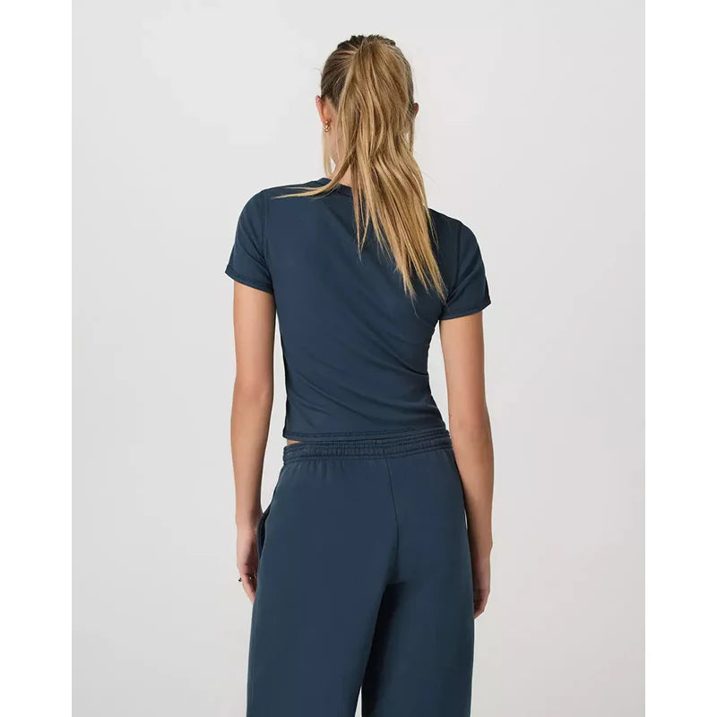 Vuori Pose Fitted T-Shirt