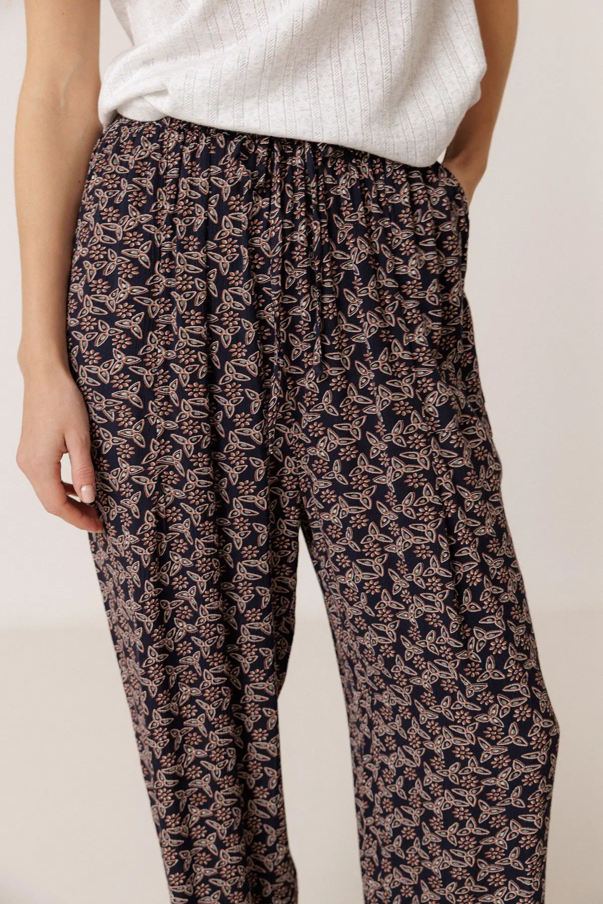 Indi & Cold Flowy Block Print Pant