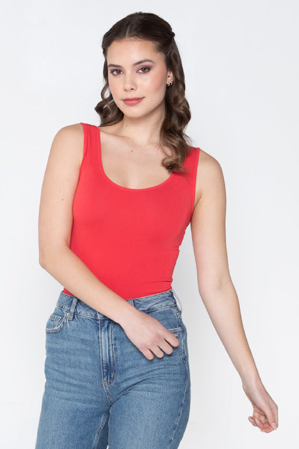 C'est Moi Bamboo Scoop Neck Tank (Goji Berry)