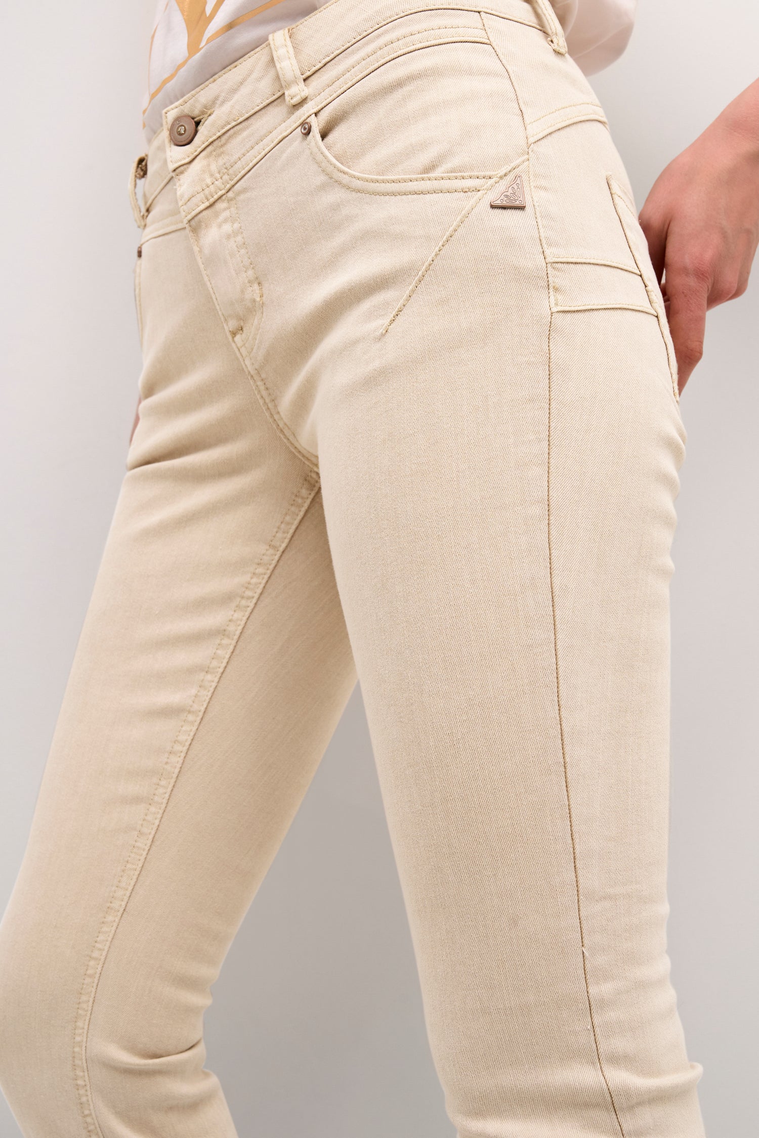 Cream Amalie Bootcut Jeans - Shape Fit